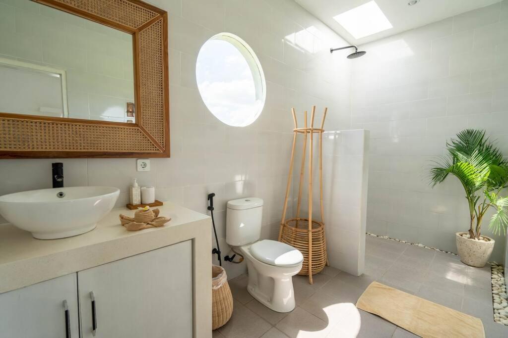 Noel Peaceful 3BR Villa with Pool in Cemagi Bali view 3