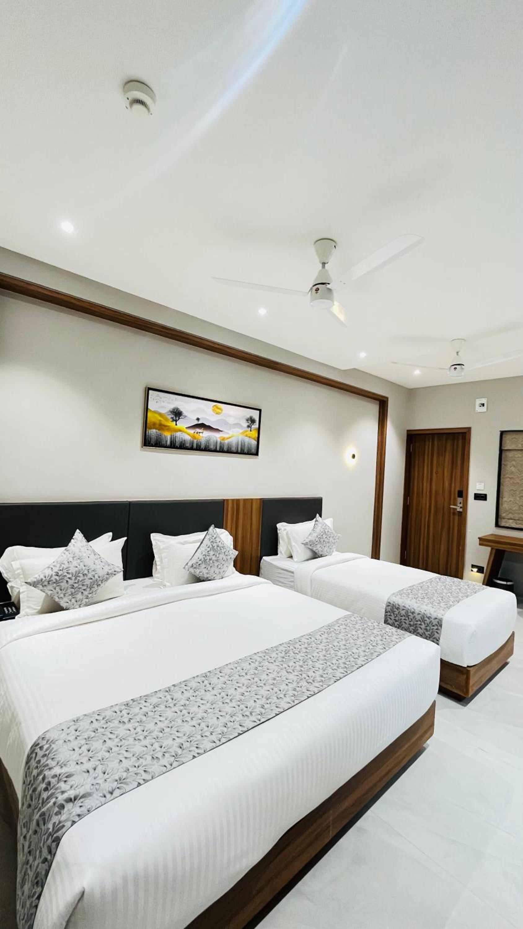 Regenta Inn Motikhavdi Jamnagar