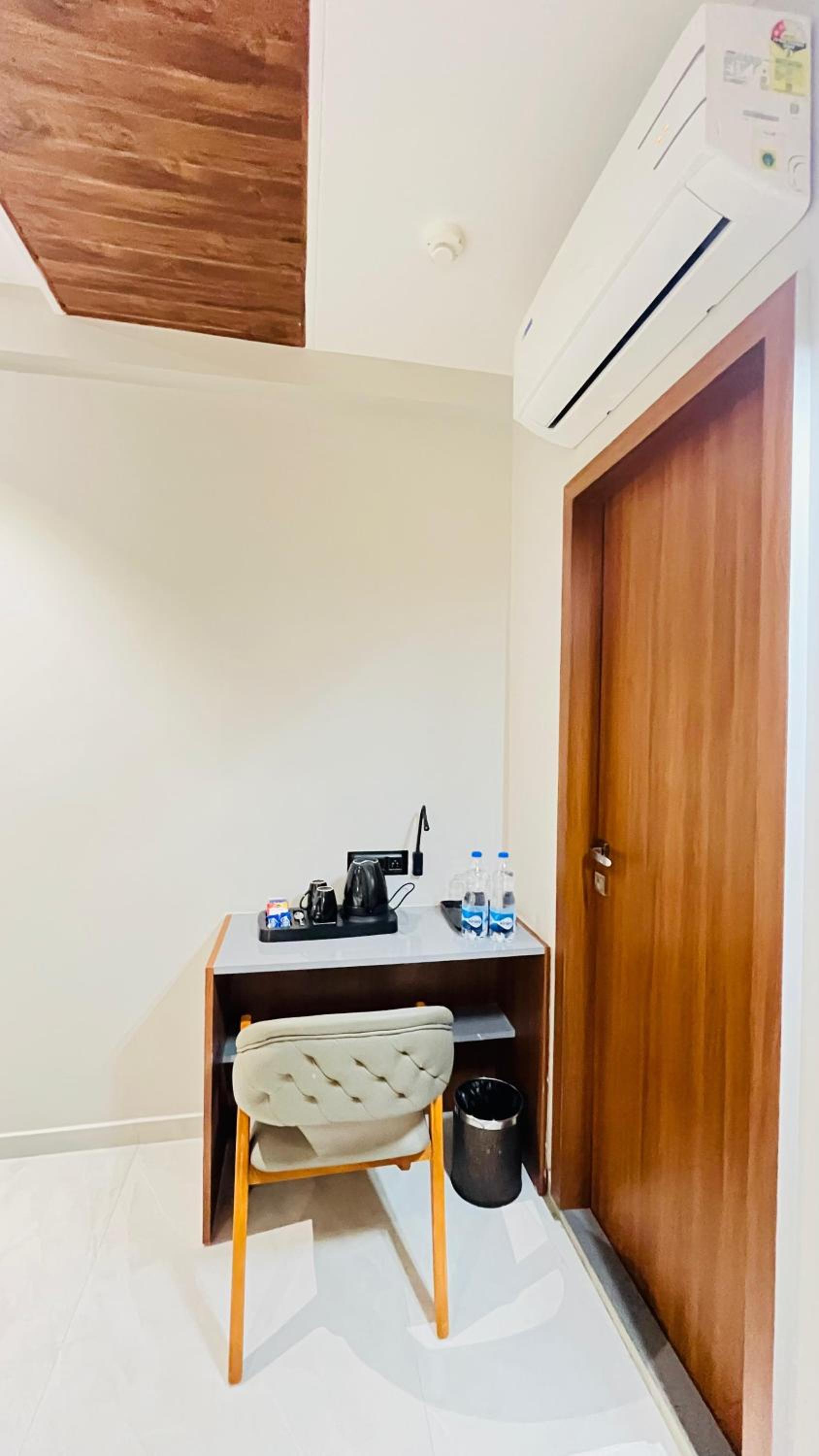 Regenta Inn Motikhavdi Jamnagar