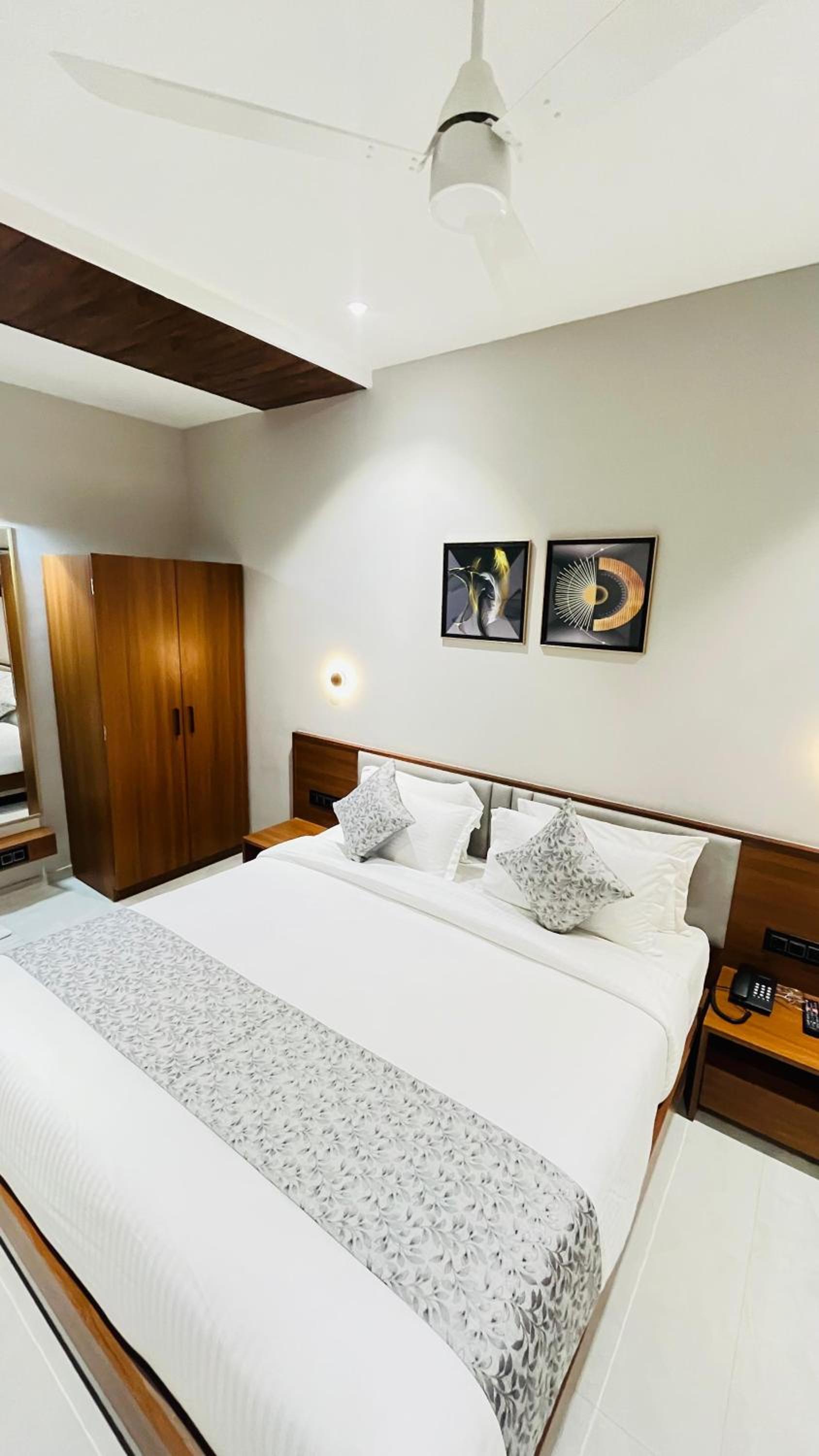 Regenta Inn Motikhavdi Jamnagar