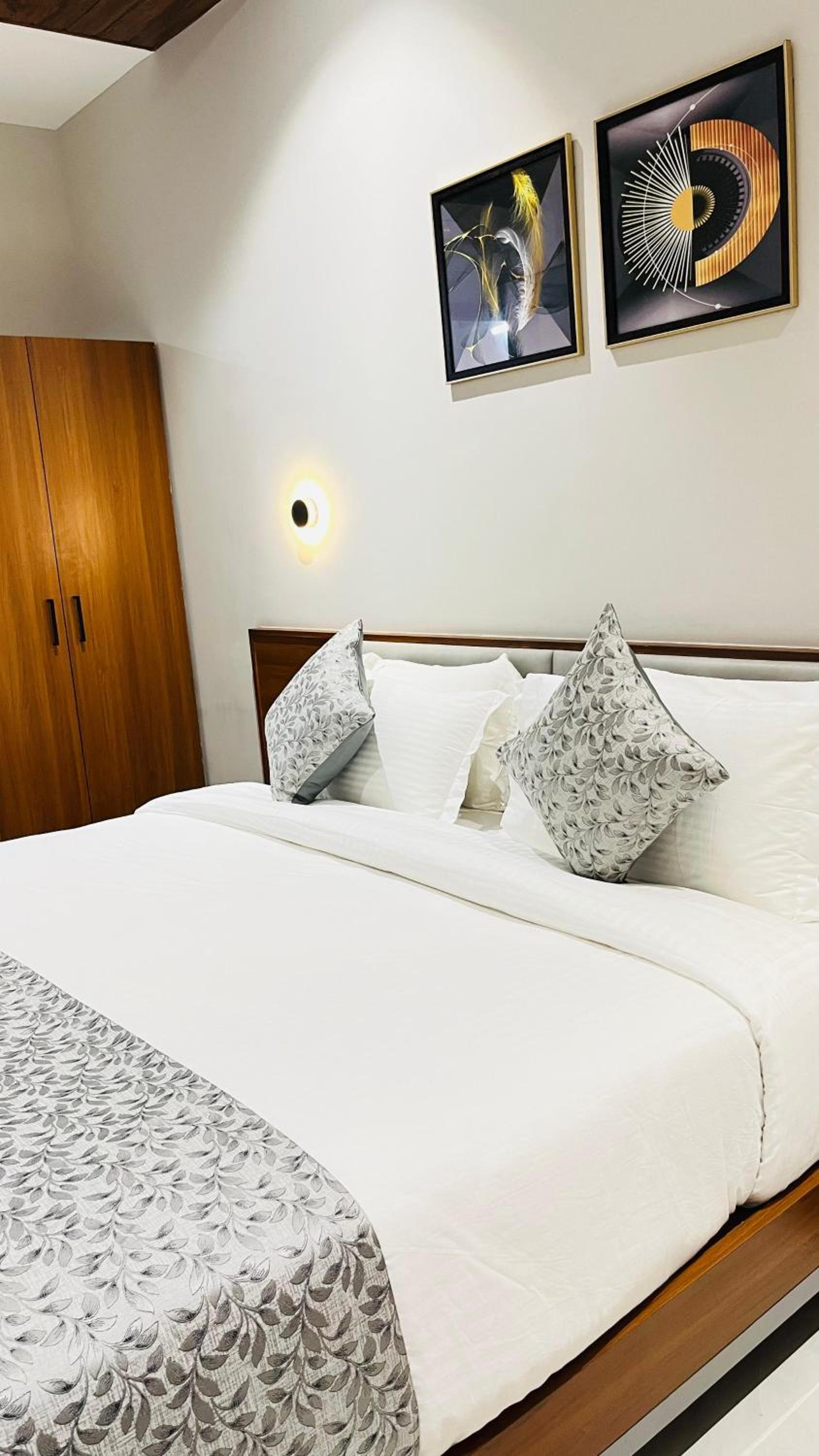 Regenta Inn Motikhavdi Jamnagar