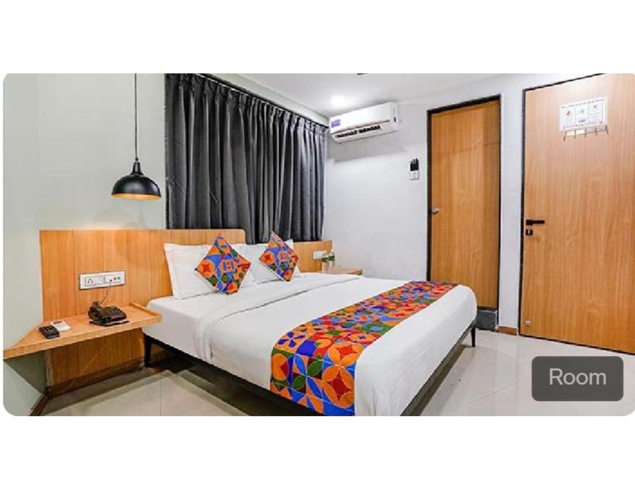 Hotel Saarthi Inn, Surat view 3