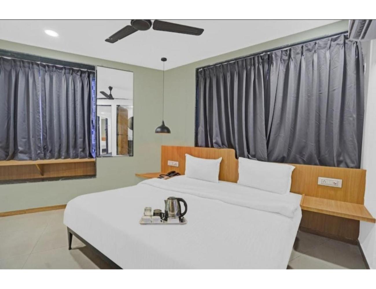 Hotel Saarthi Inn, Surat view 5
