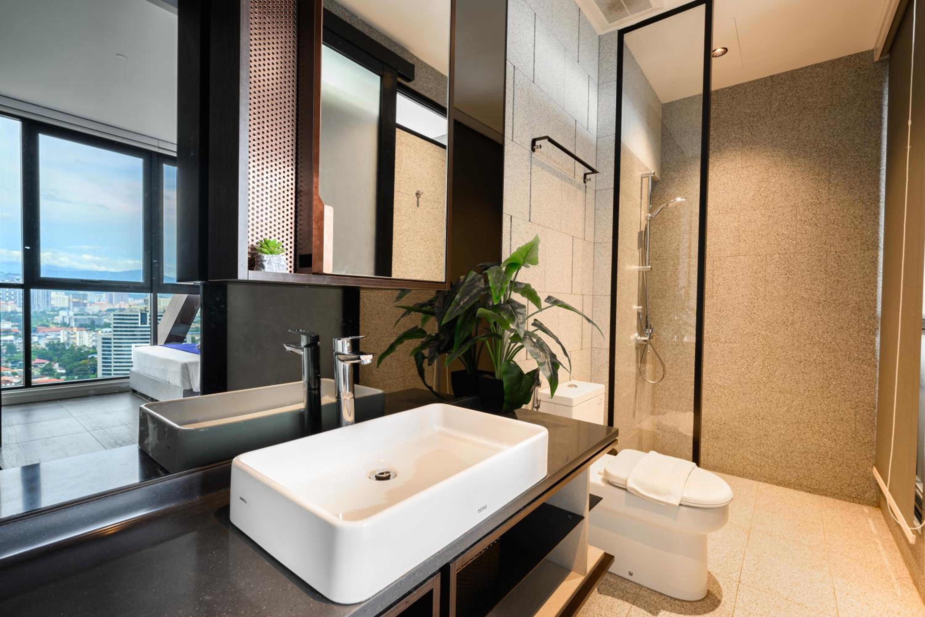 Greystone Scarletz Suites