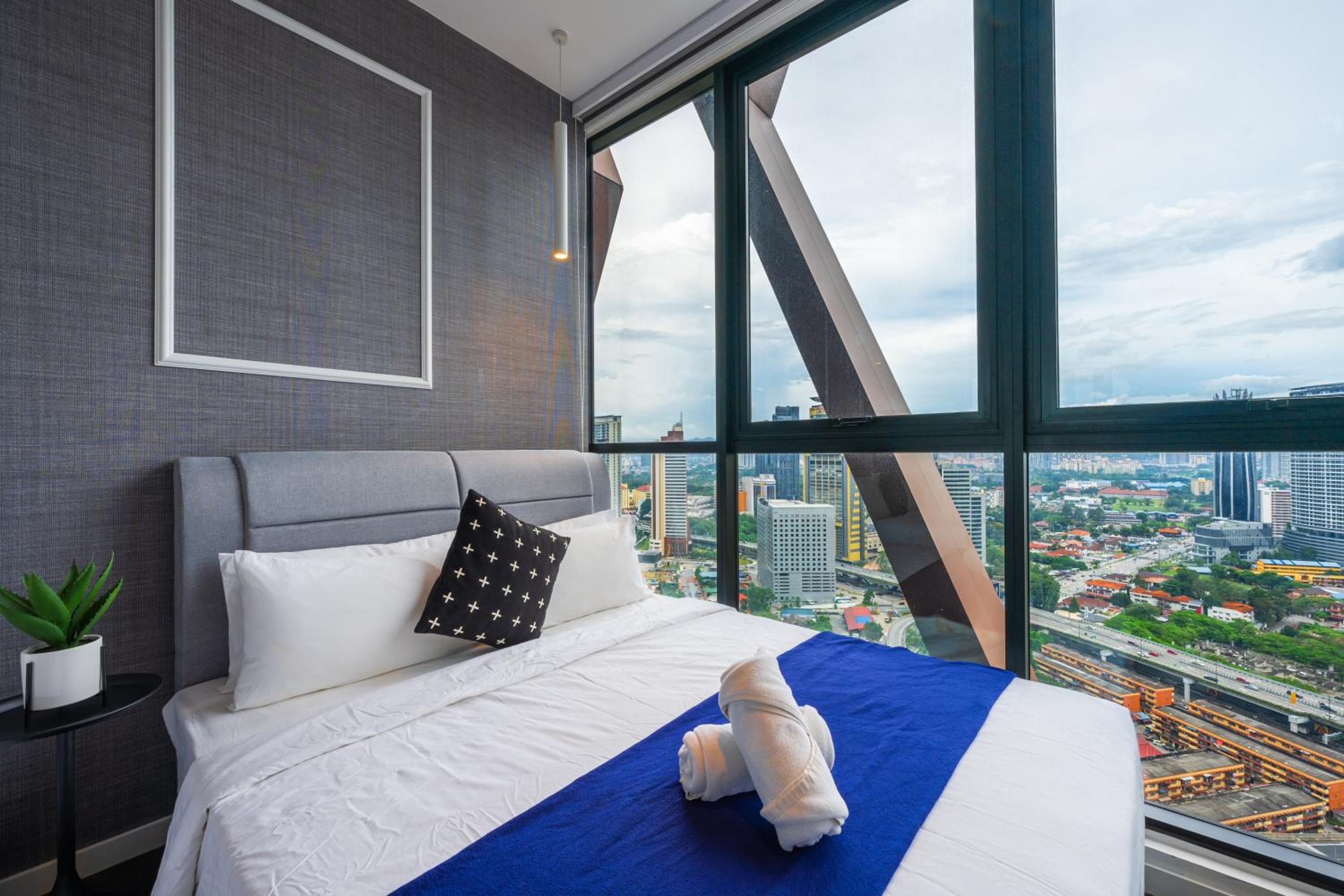Greystone Scarletz Suites