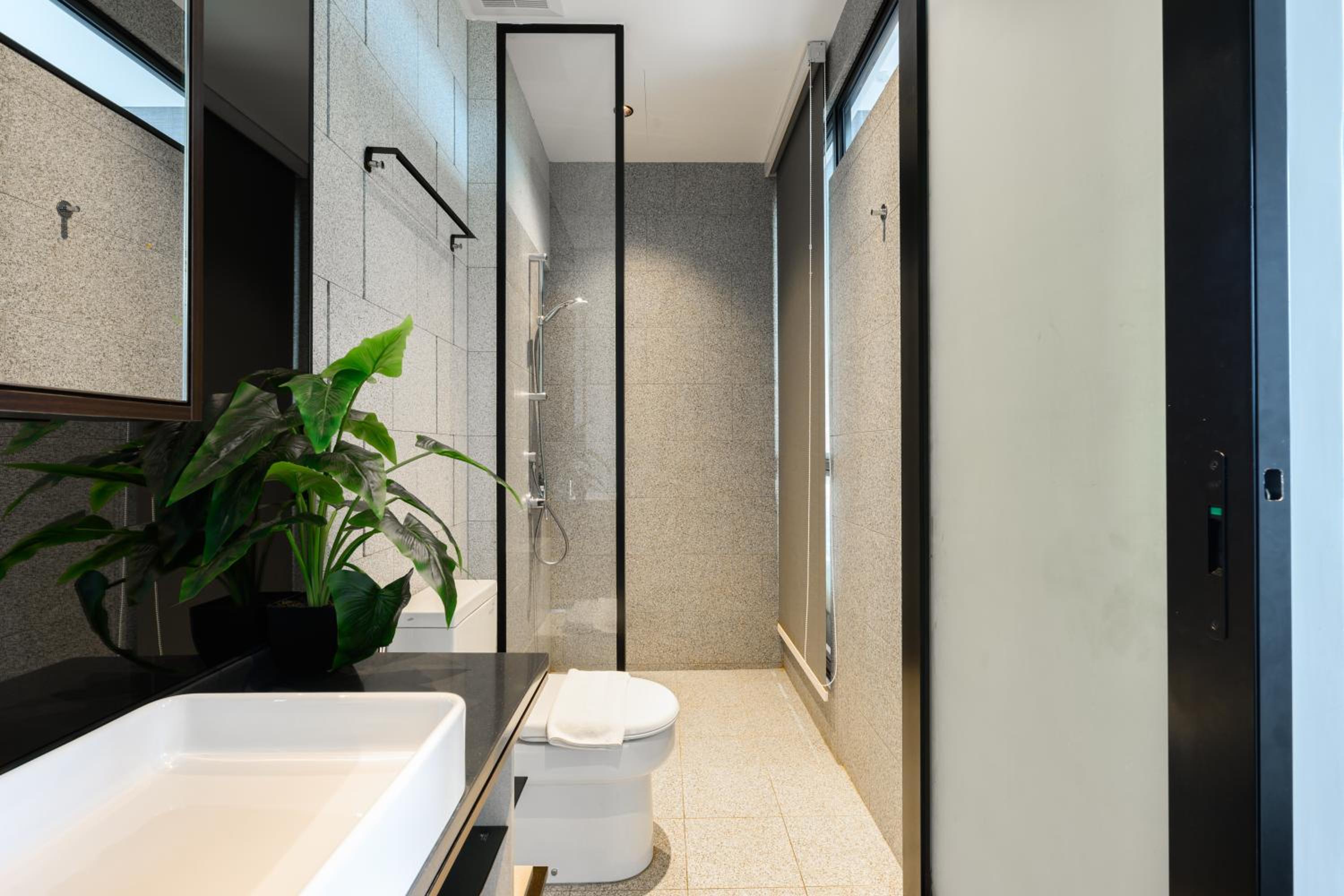 Greystone Scarletz Suites