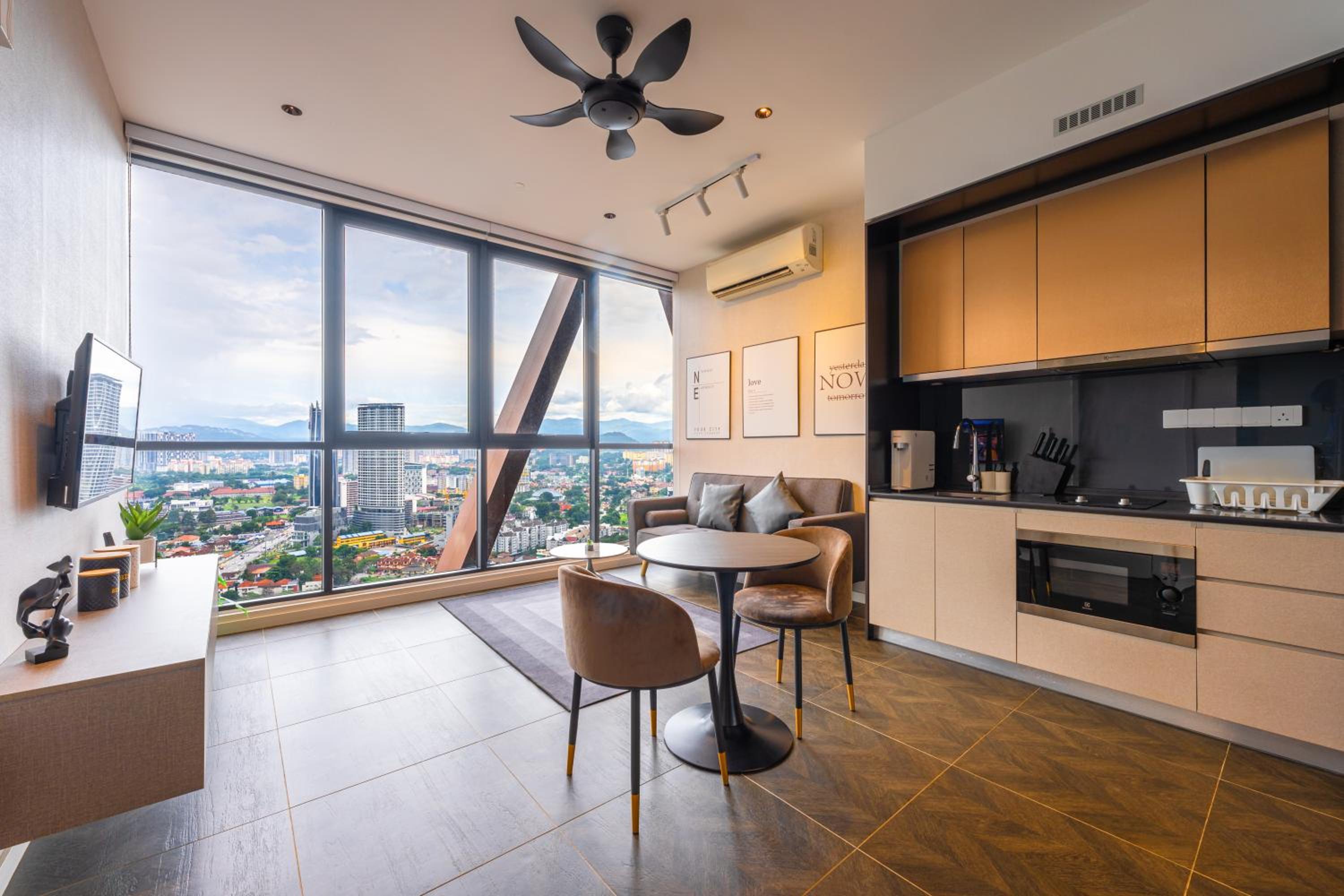 Greystone Scarletz Suites