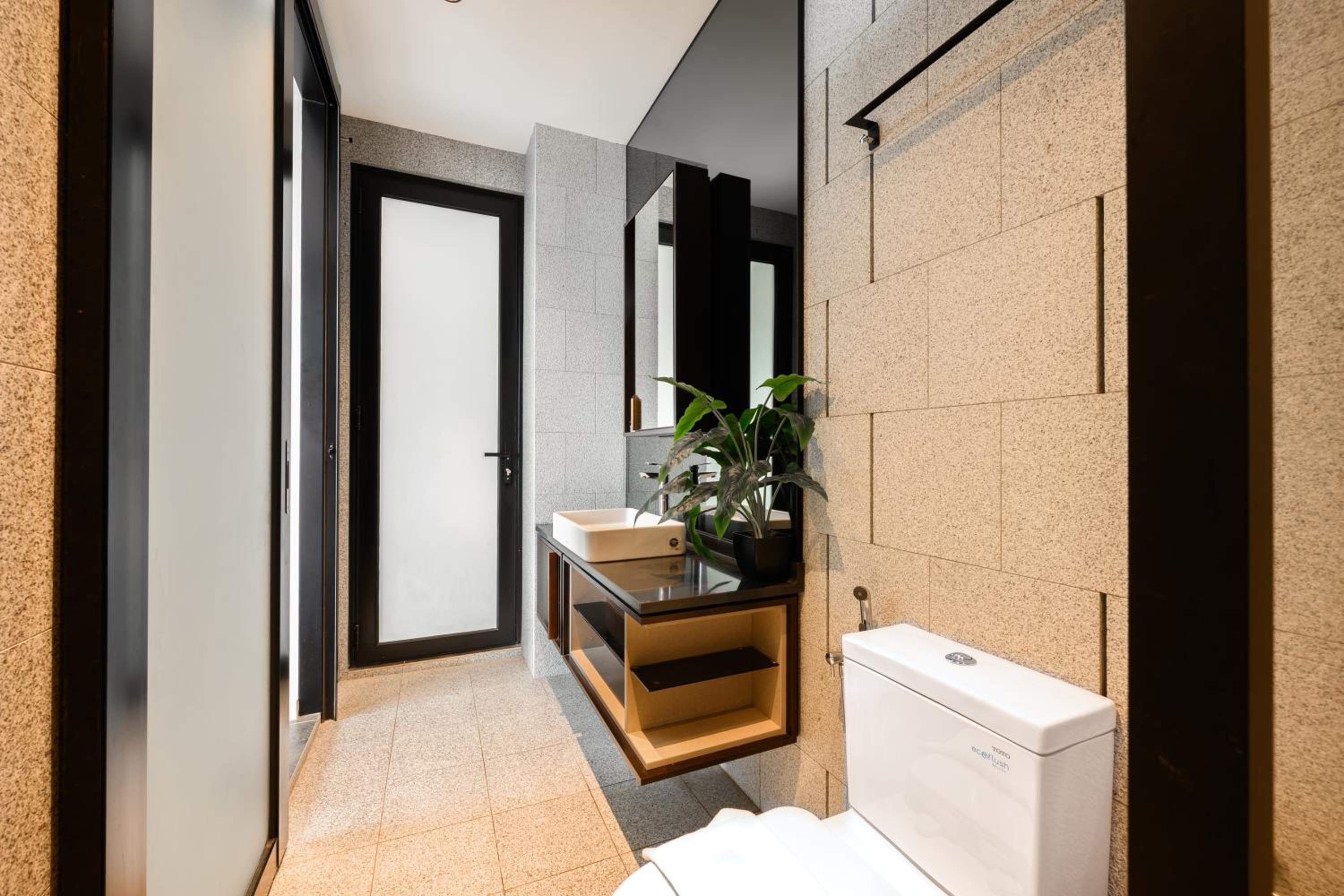Greystone Scarletz Suites