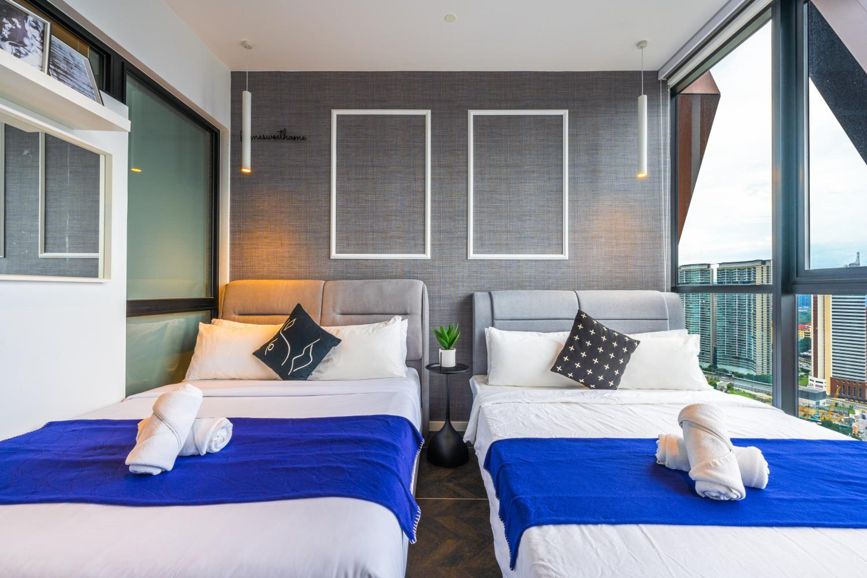 Greystone Scarletz Suites