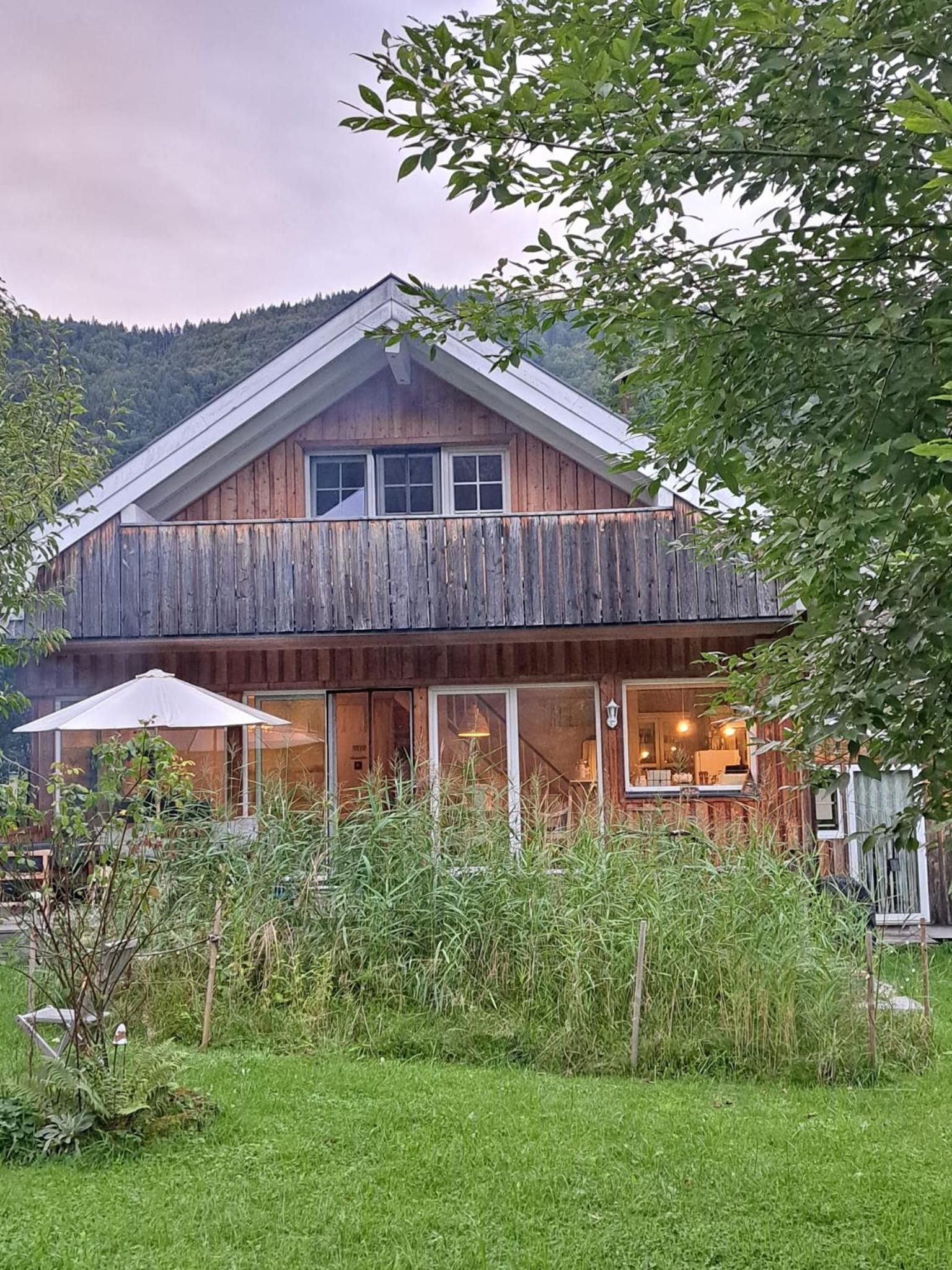 Countryhouse Lake Attersee - Atemberaubende Lage - Bezauberndes Hideaway