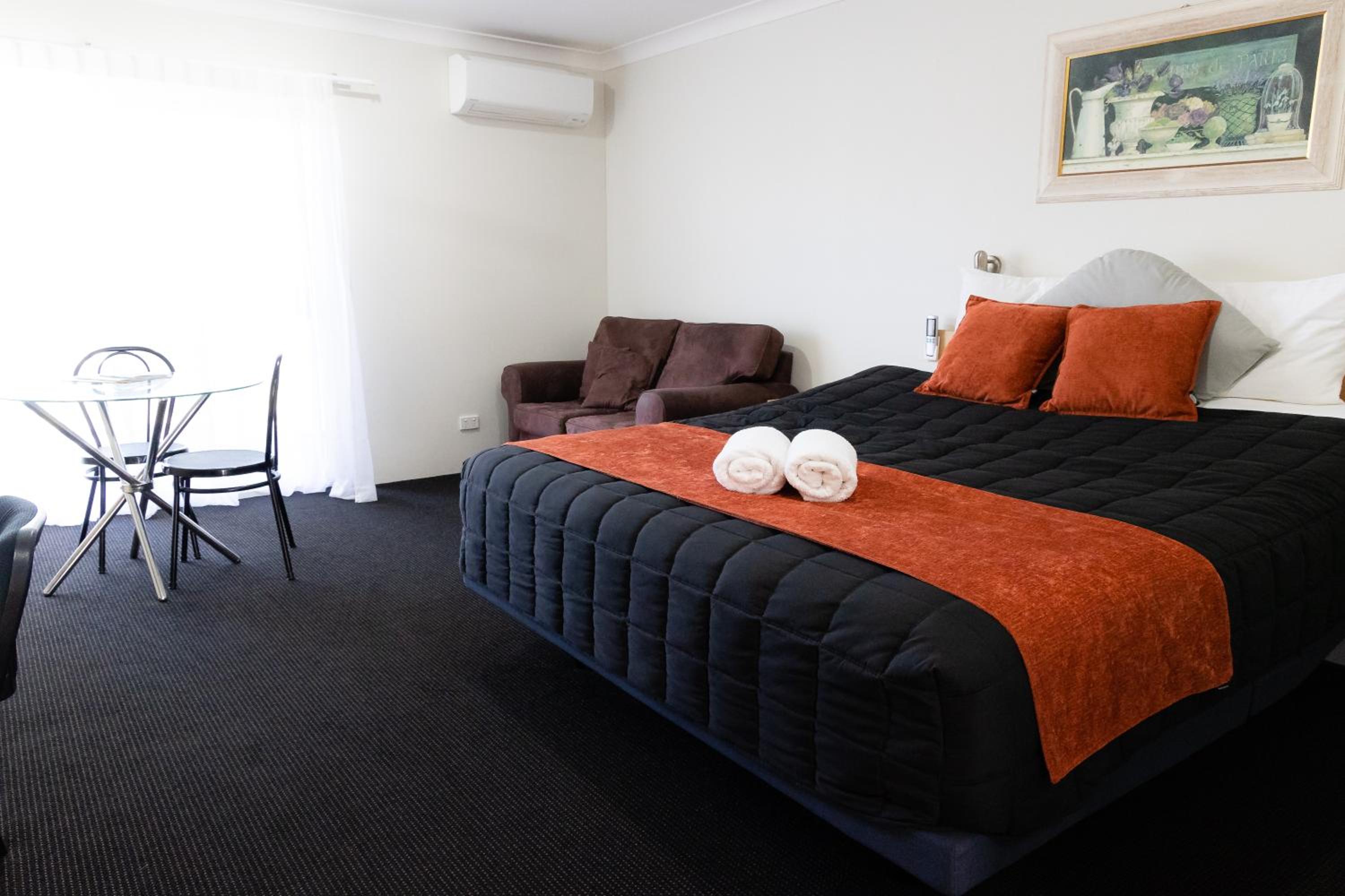 Aston Hill Motor Lodge