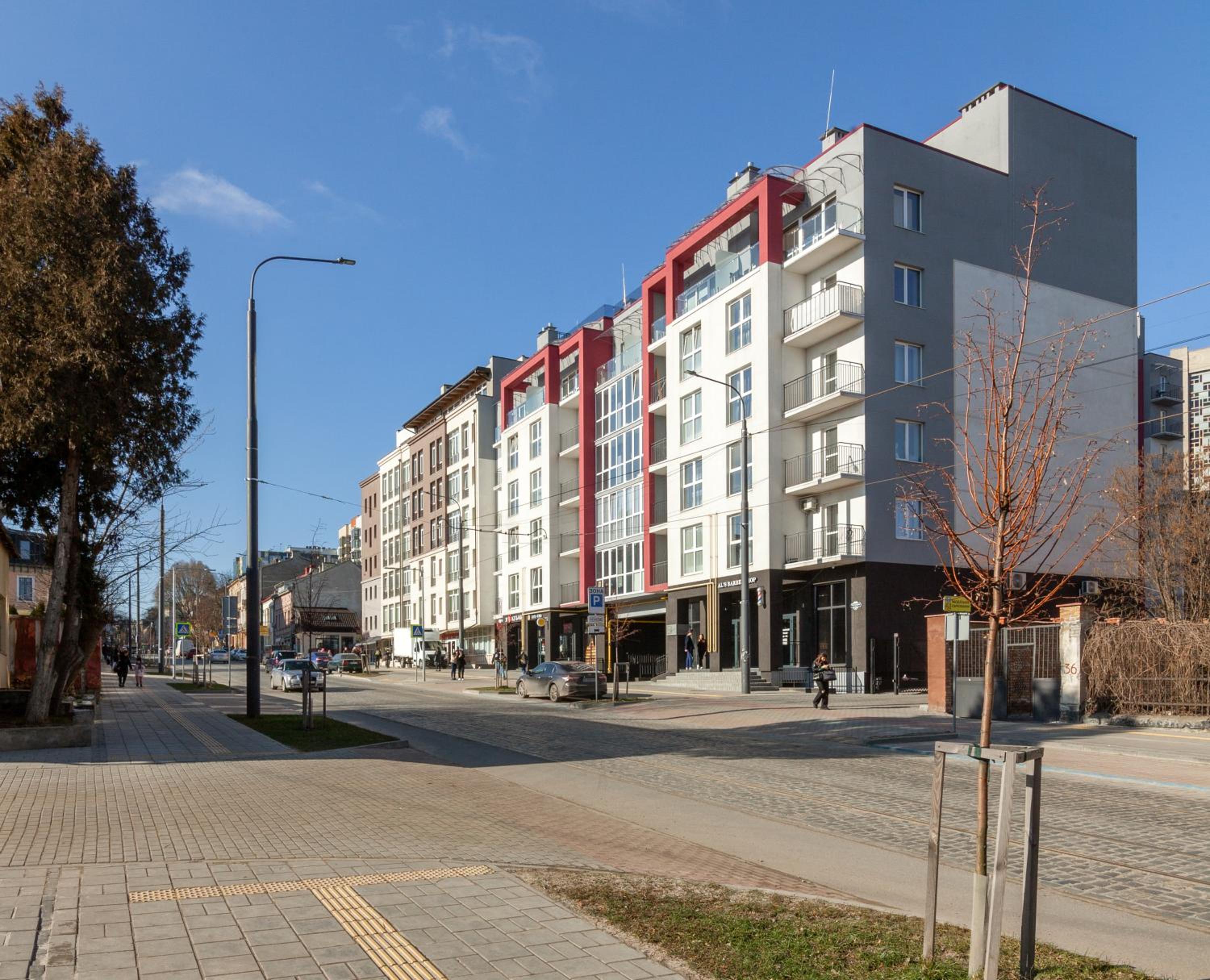 LEOGRAND Apartments on Shevchenka 38/1 view 5