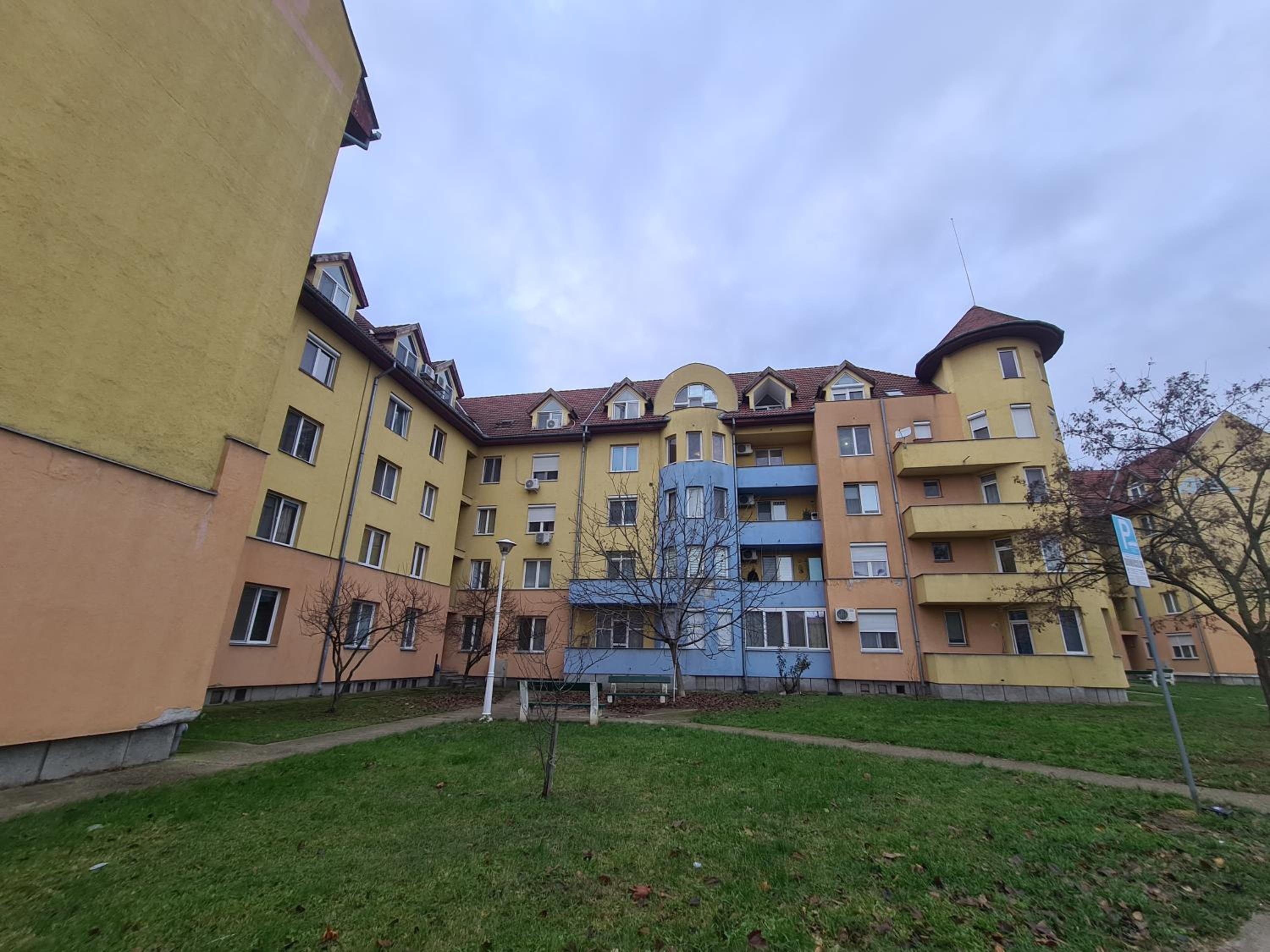 Apartament primitor si convenabil pentru buzunarul tău view 5