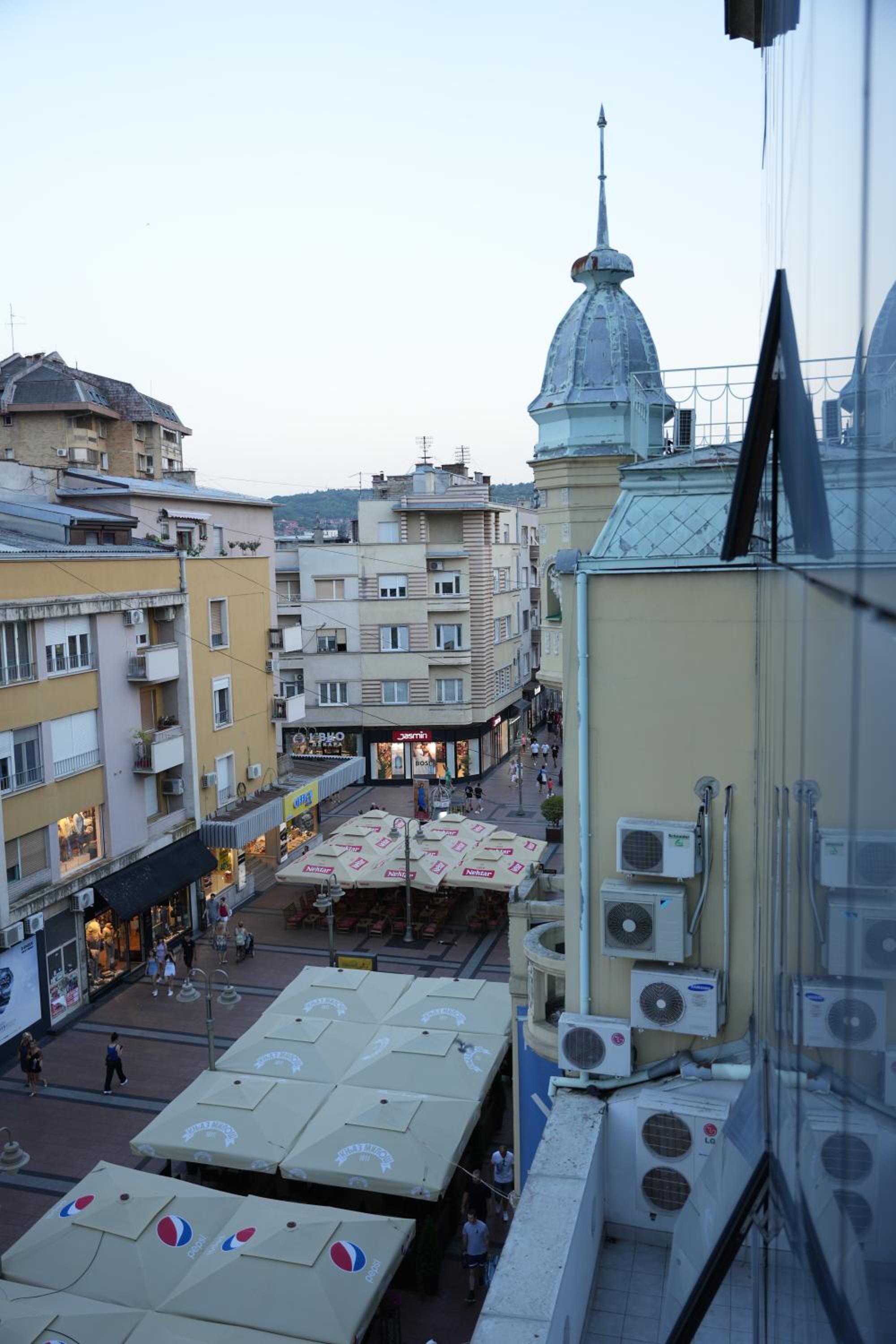 Diamond Apartments Niš view 3