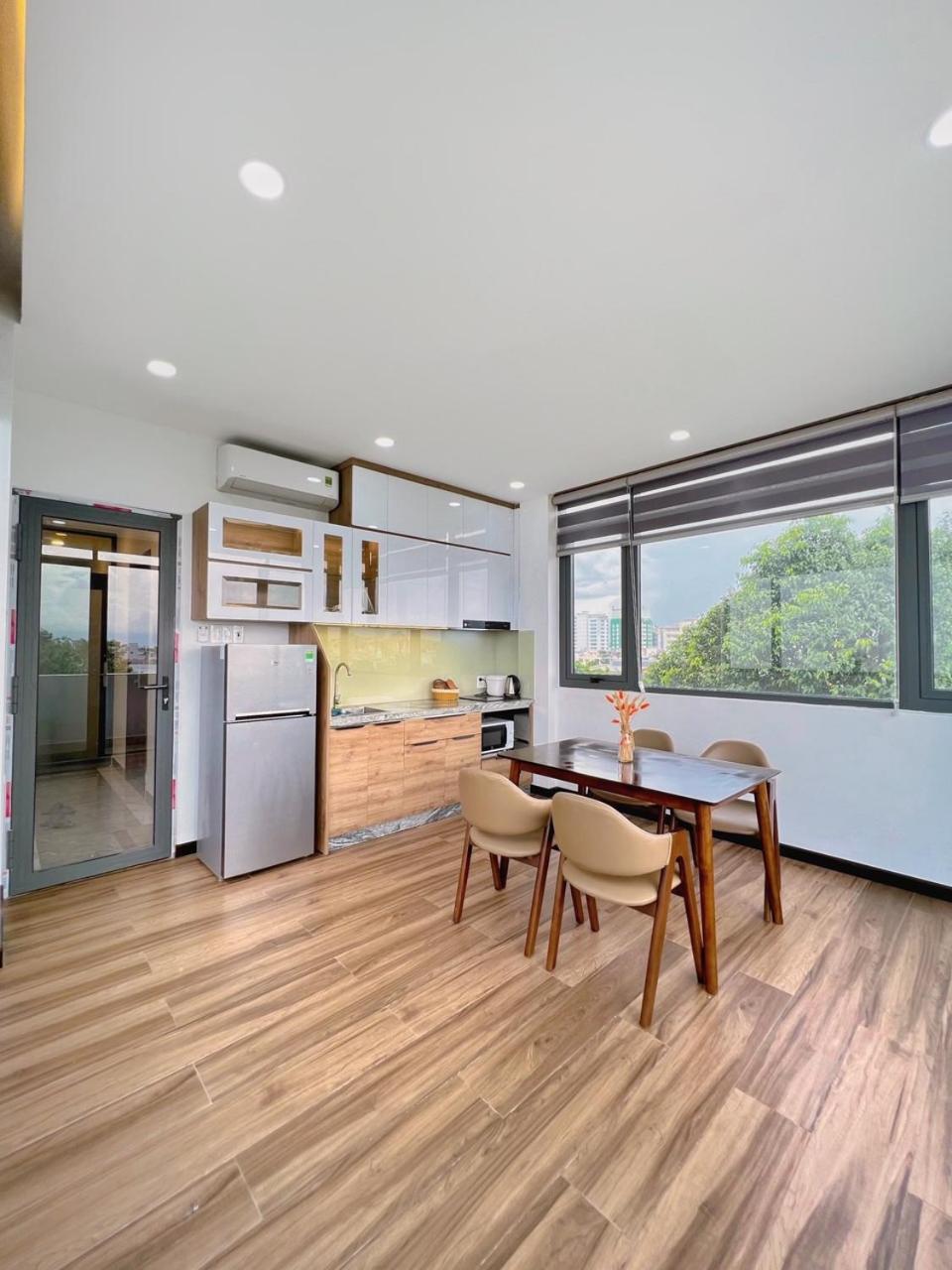 RiverSideHouse near AirPort. Separate Bedroom