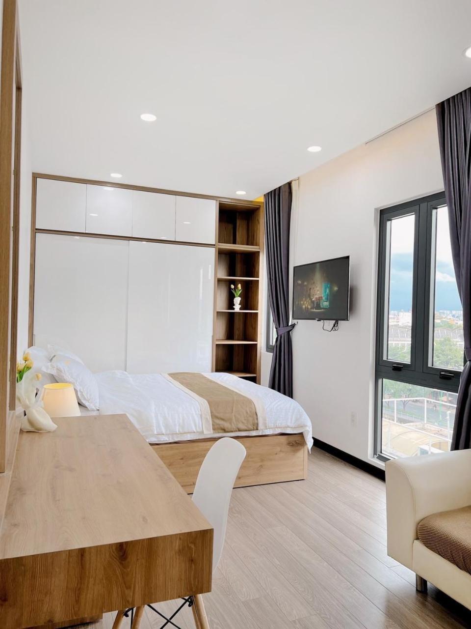 RiverSideHouse near AirPort. Separate Bedroom