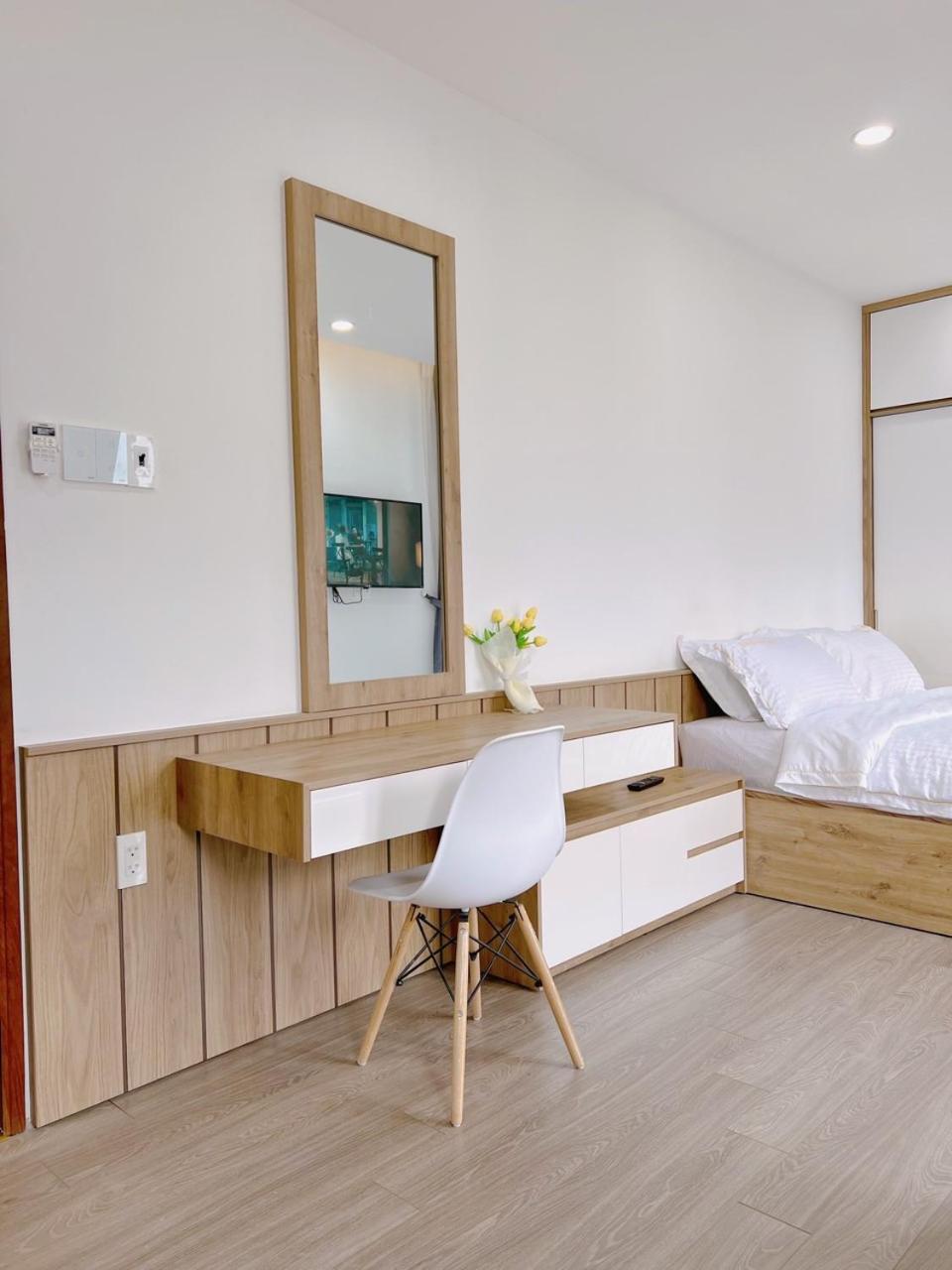RiverSideHouse near AirPort. Separate Bedroom