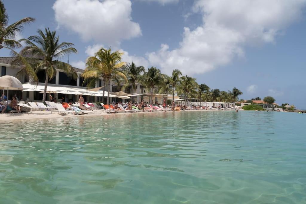 Goudhaen Luxury Private apartments Jan Thiel Beach