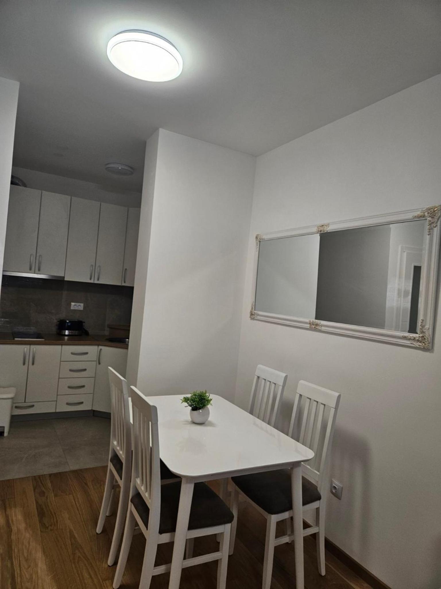 Apartment Dora