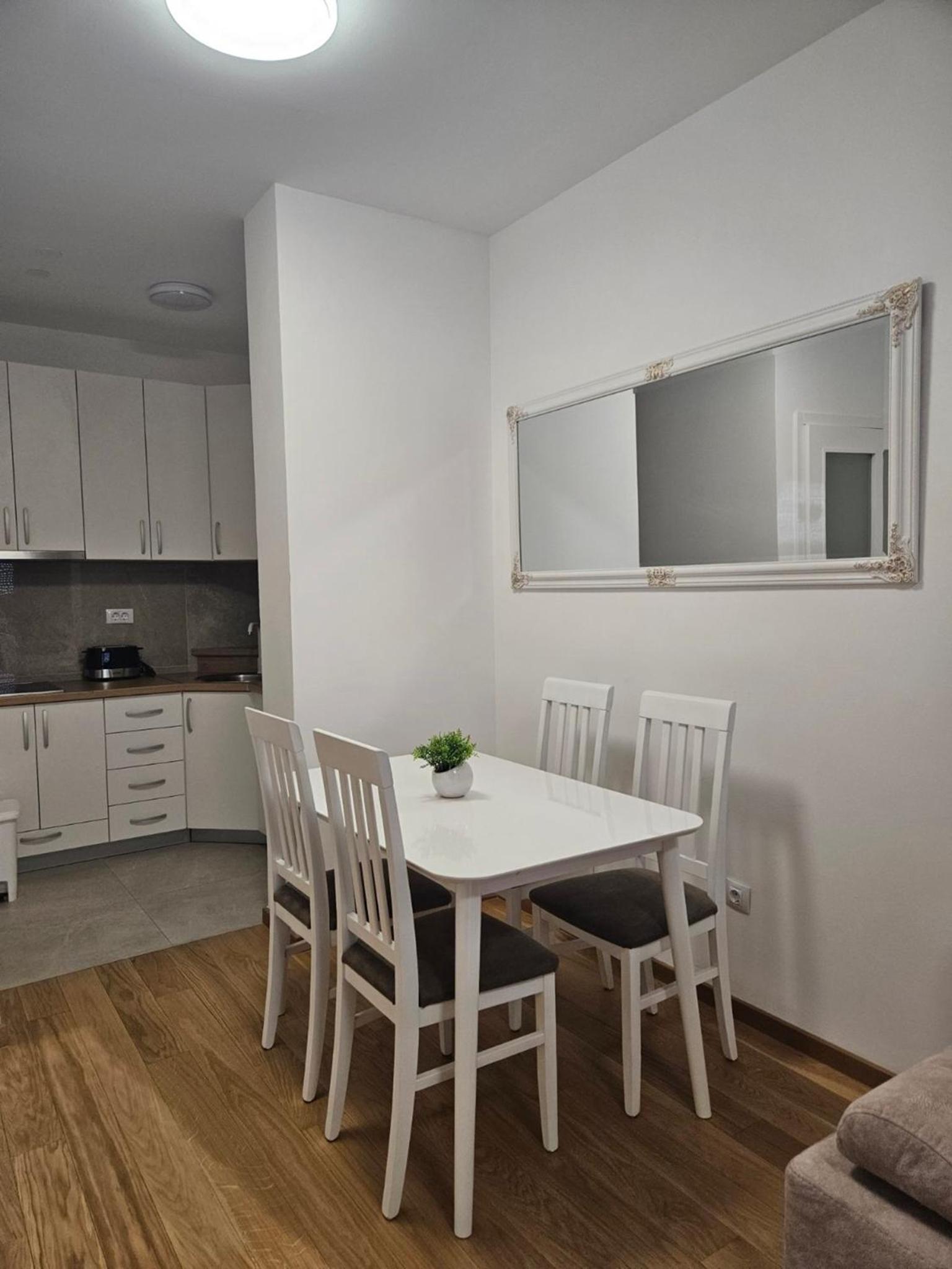 Apartment Dora