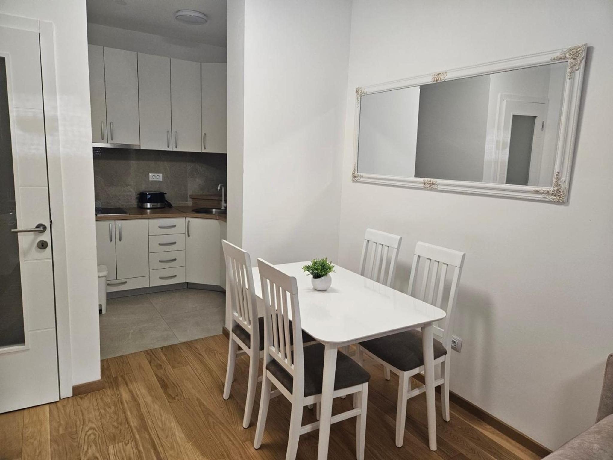 Apartment Dora