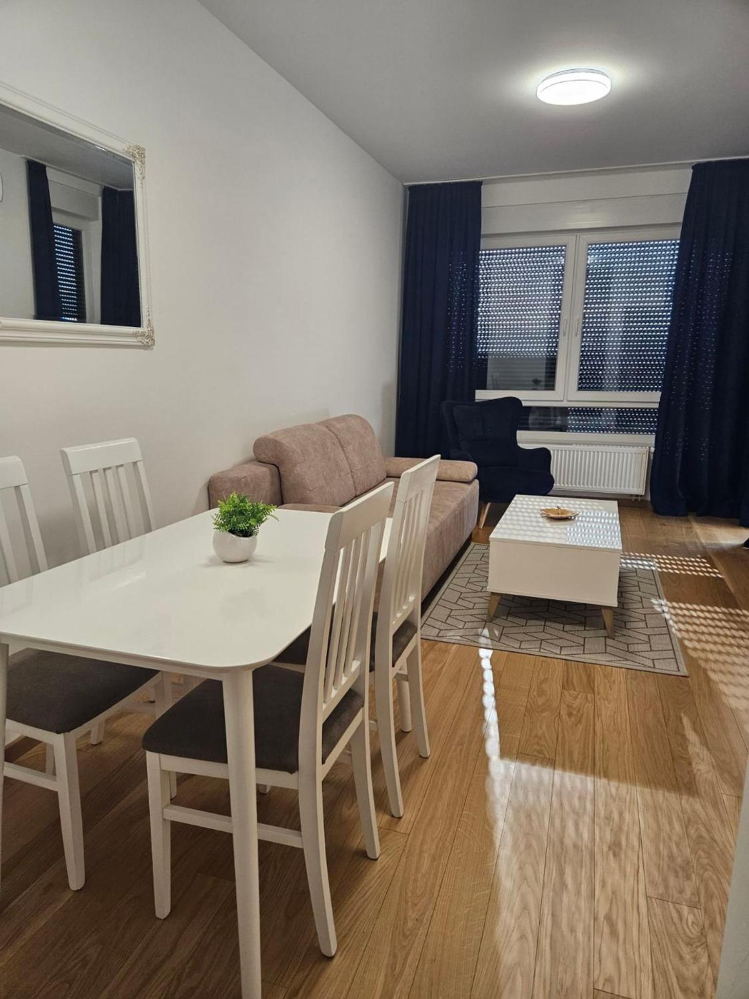 Apartment Dora