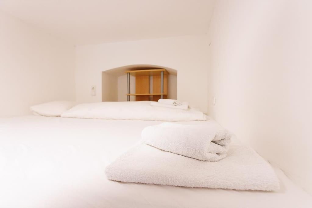 Urban Capsule Apartment - Near Mariahilfer Straße