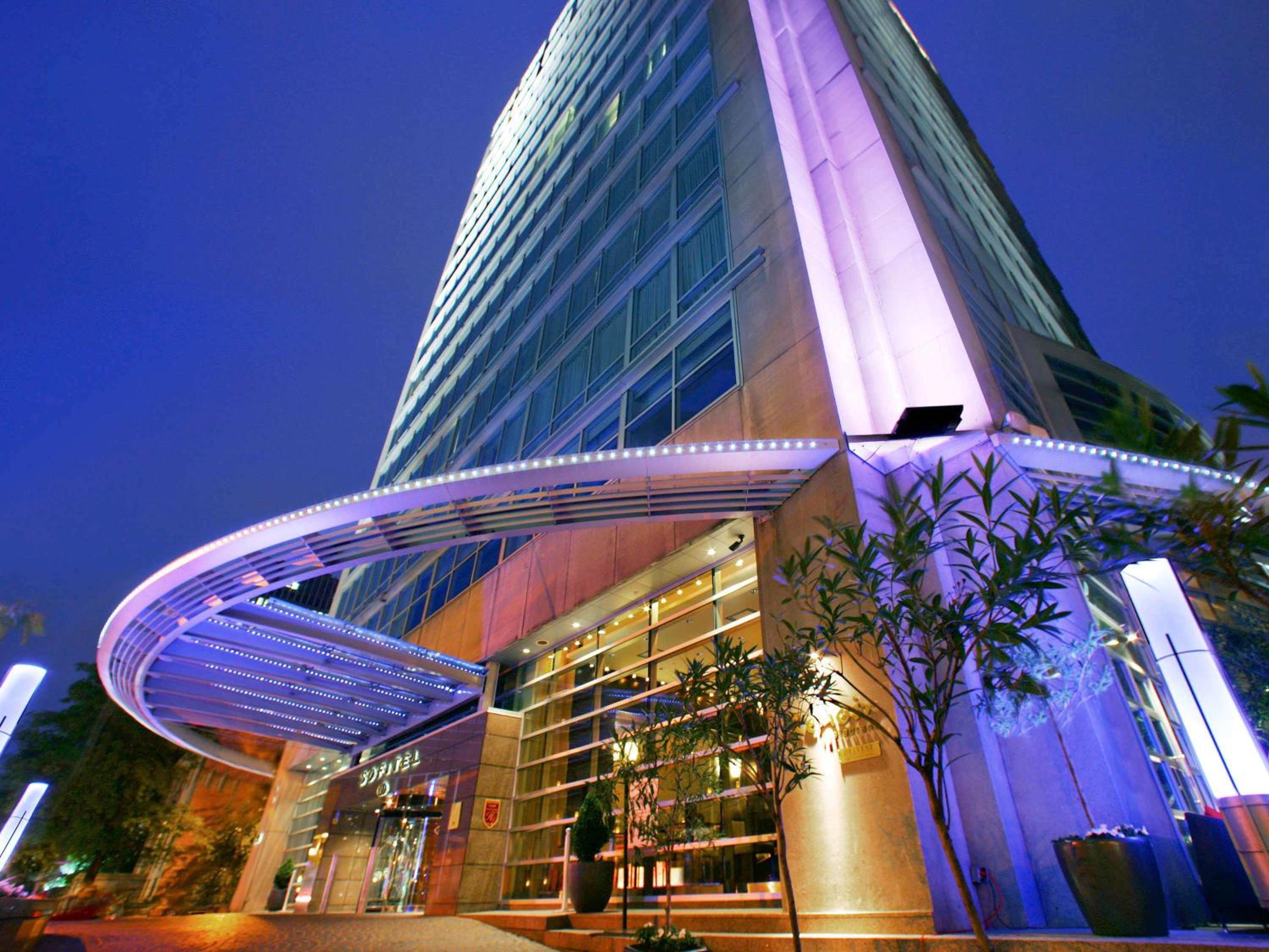 Sofitel Montreal Golden Mile-3
