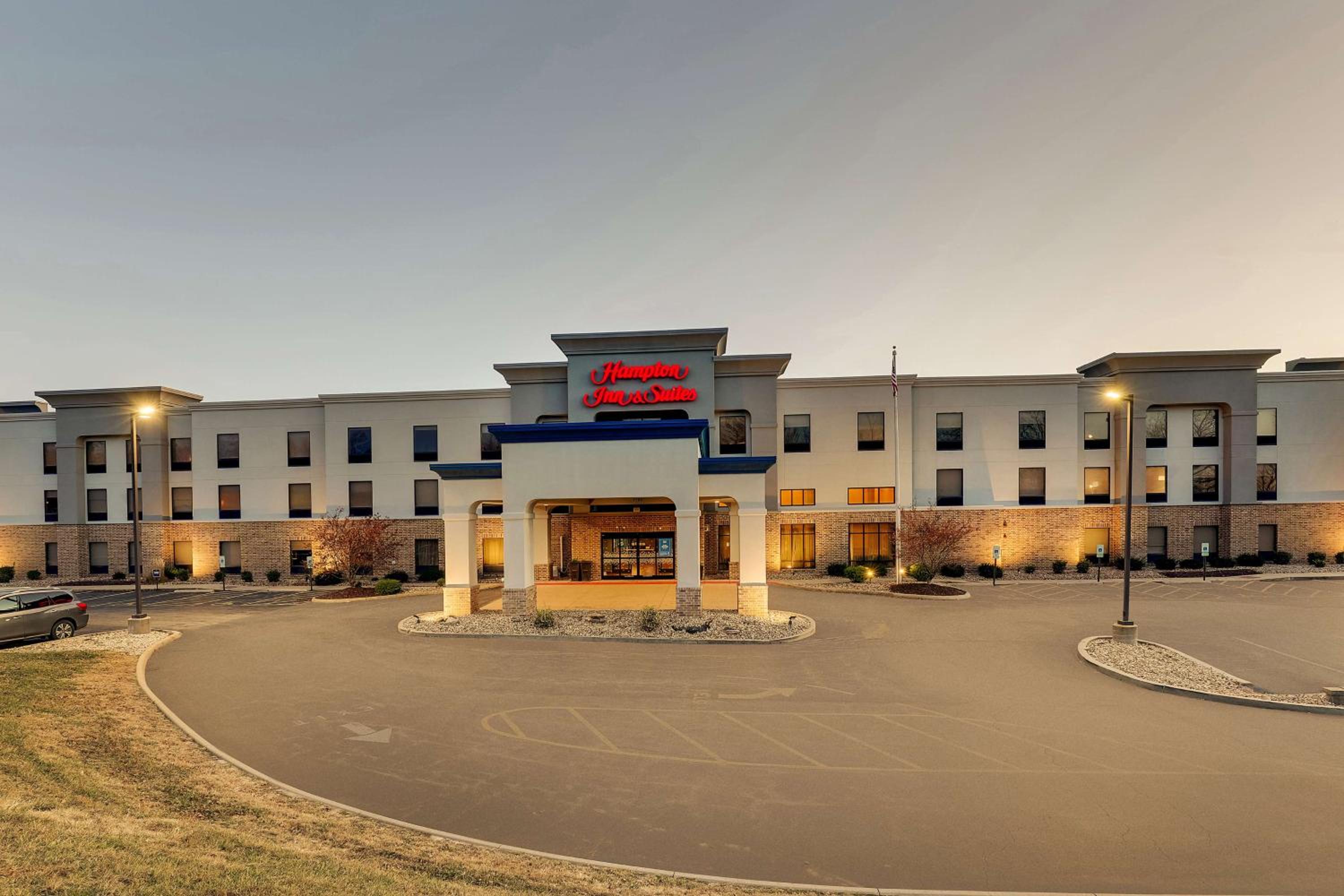 Hampton Inn Suites St. Louis - Edwardsville - Property Image 13