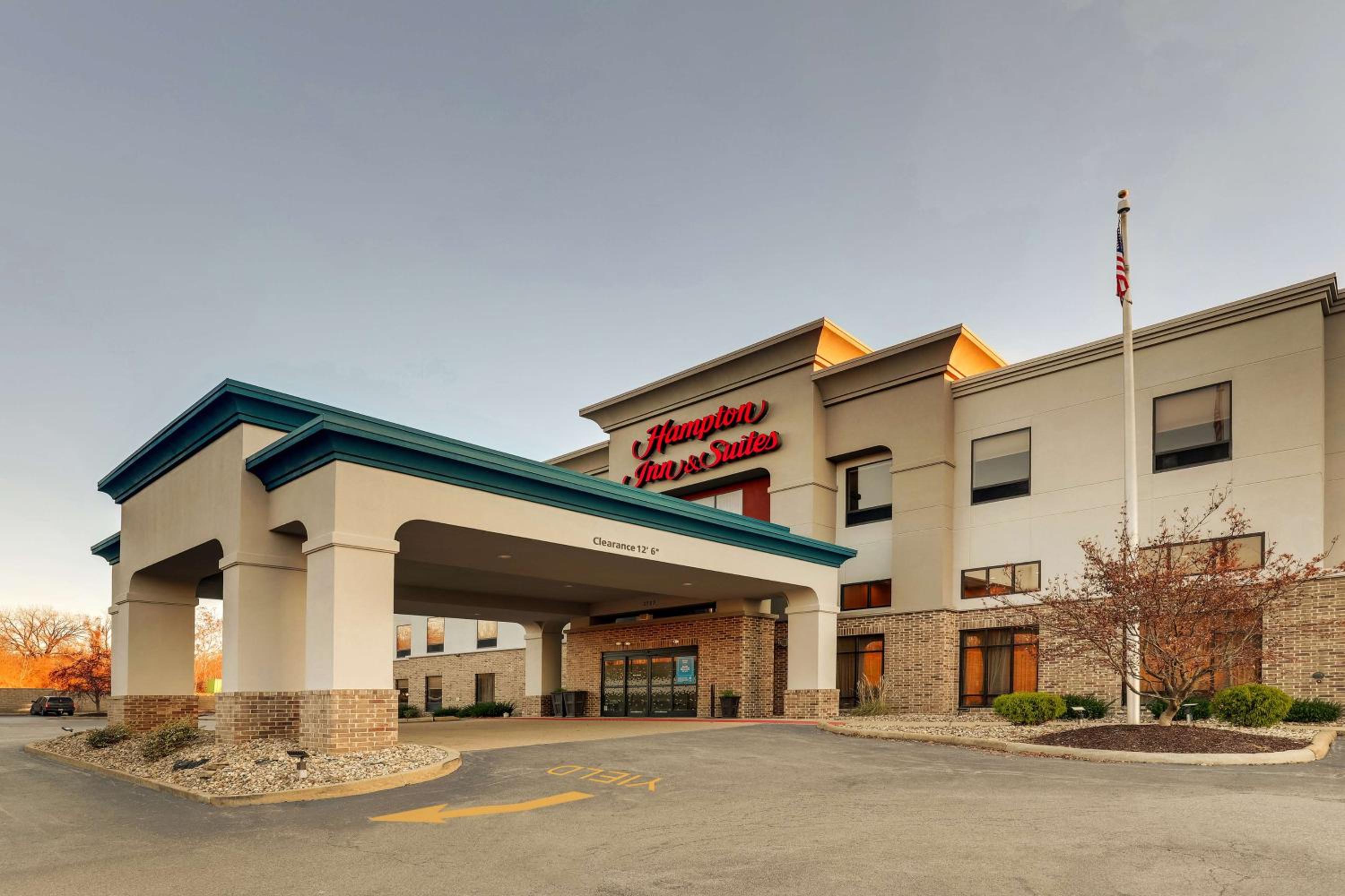 Hampton Inn Suites St. Louis - Edwardsville - Property Image 38