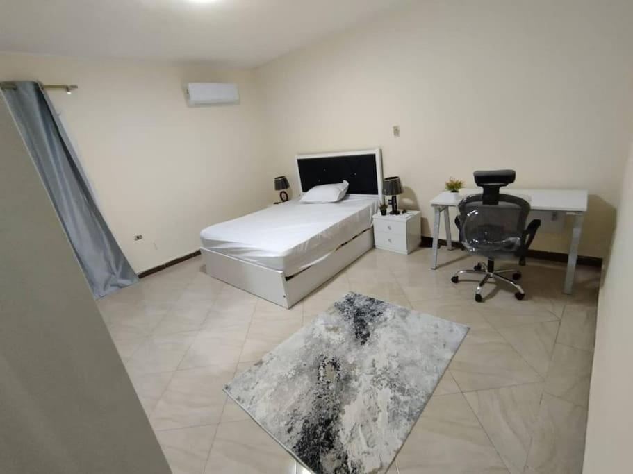 Appartment in Rashidy Tower