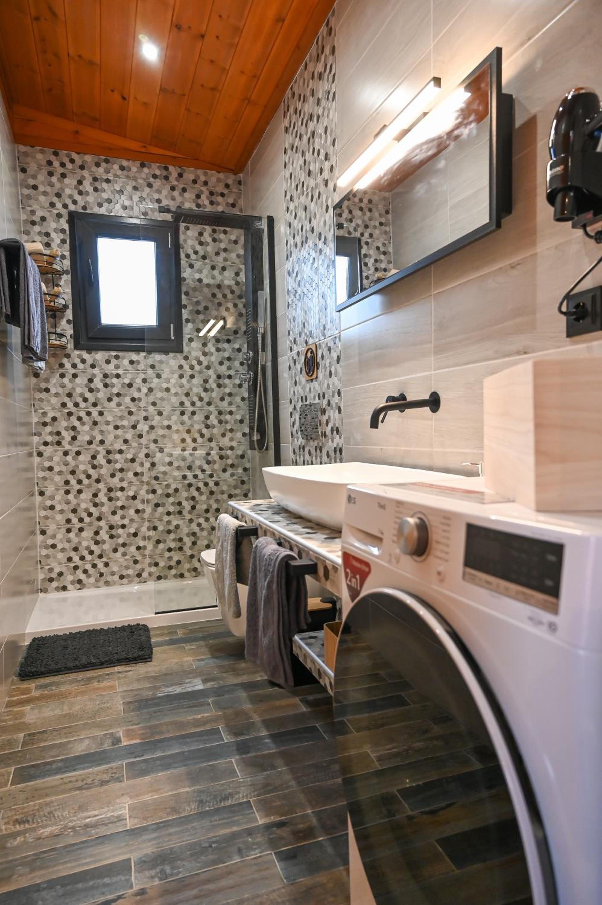 VB ECO SUITES