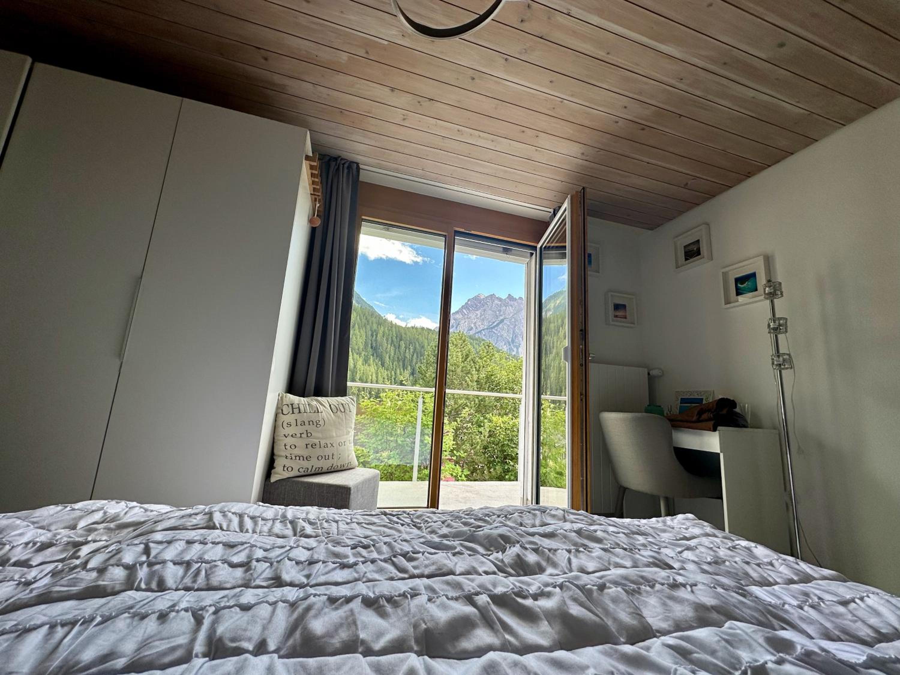 Chasa Stefania, modernes Engadiner Haus mit Wellness und Sauna