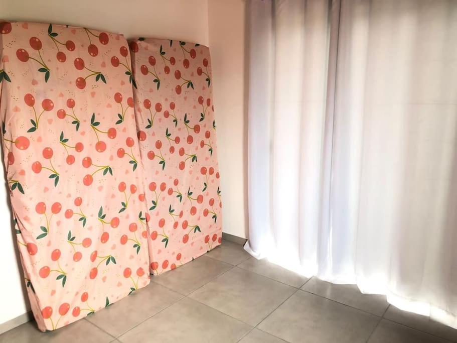 Casa de campo! Lugar de paz! Próxima as praias não oferecemos roupa de cama e banho