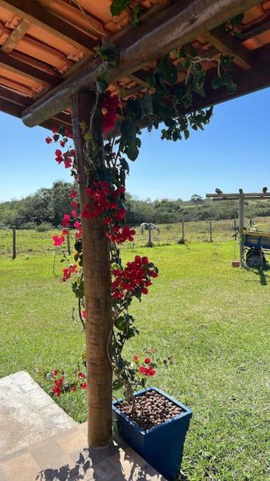 Casa de campo! Lugar de paz! Próxima as praias não oferecemos roupa de cama e banho