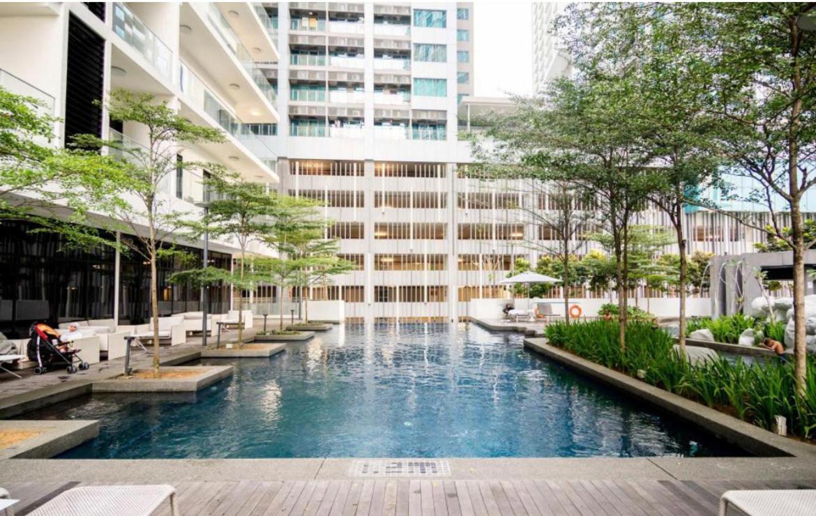 KLCC VIEW - Executive One Bedroom Suite with Wifi & Netflix