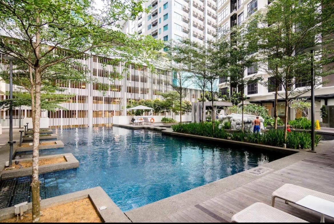 KLCC VIEW - Executive One Bedroom Suite with Wifi & Netflix