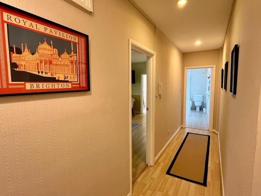 Central Brighton Pavilion Pad. view 5