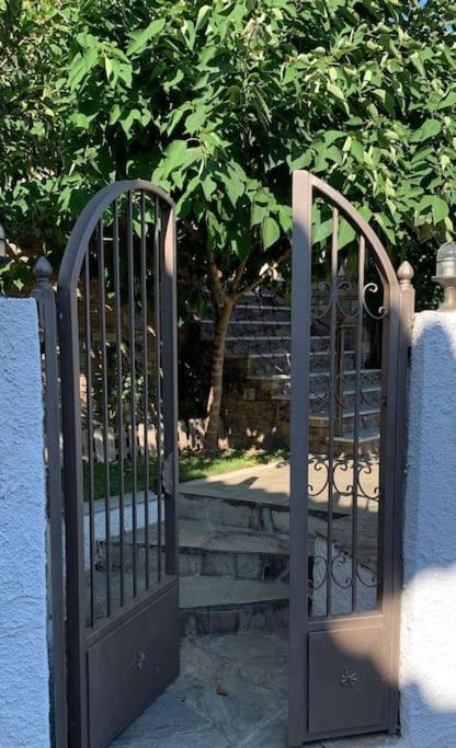 The Villea Cottage - 5 bed house in Alli Meria view 2