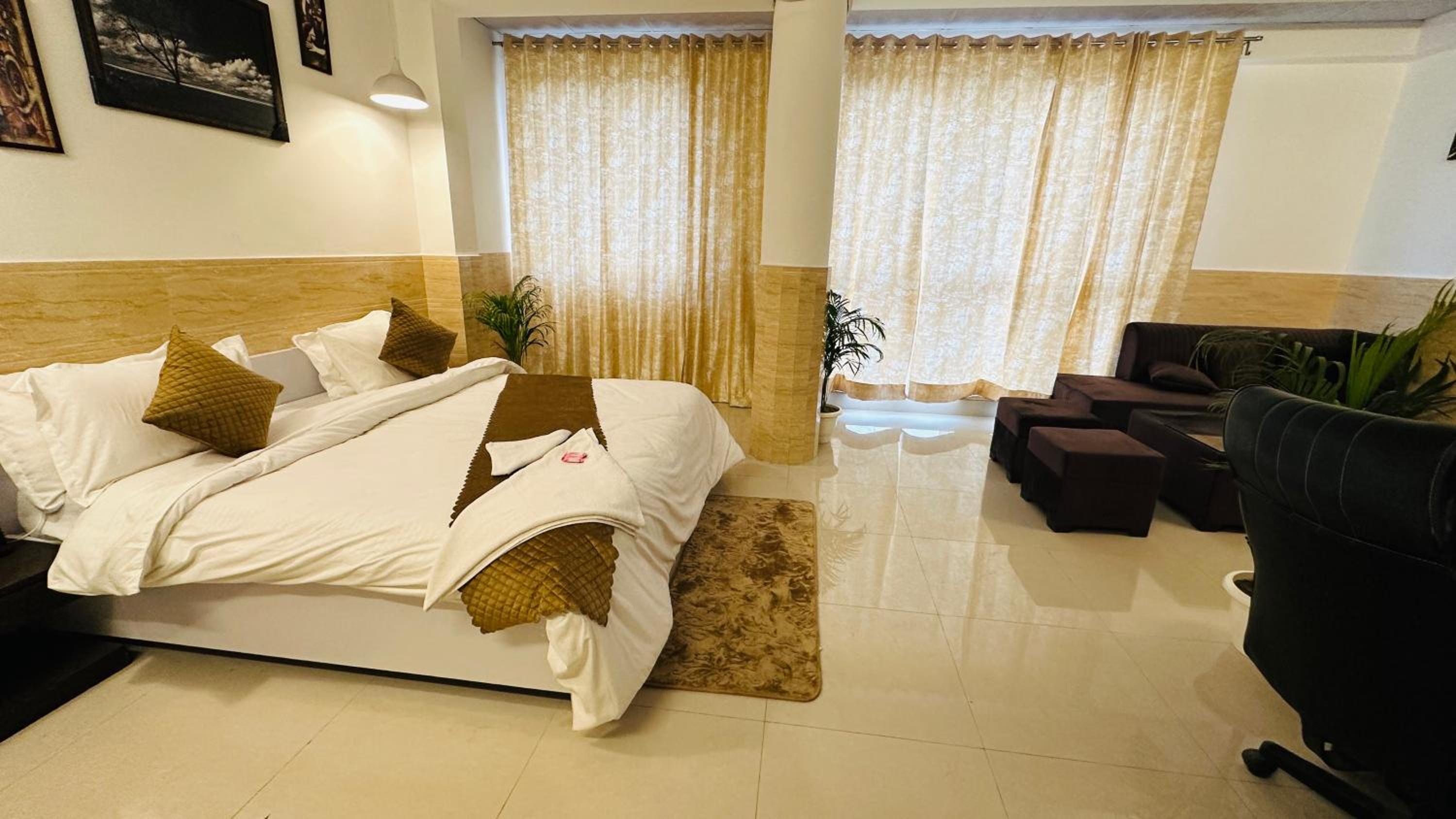 hotel room