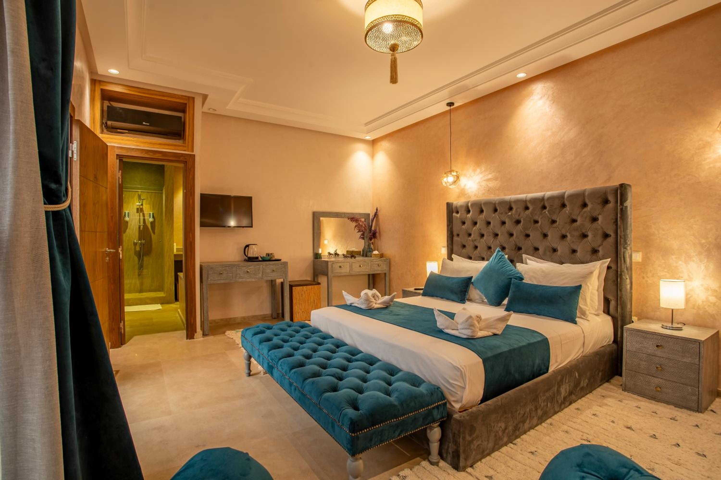hotel room