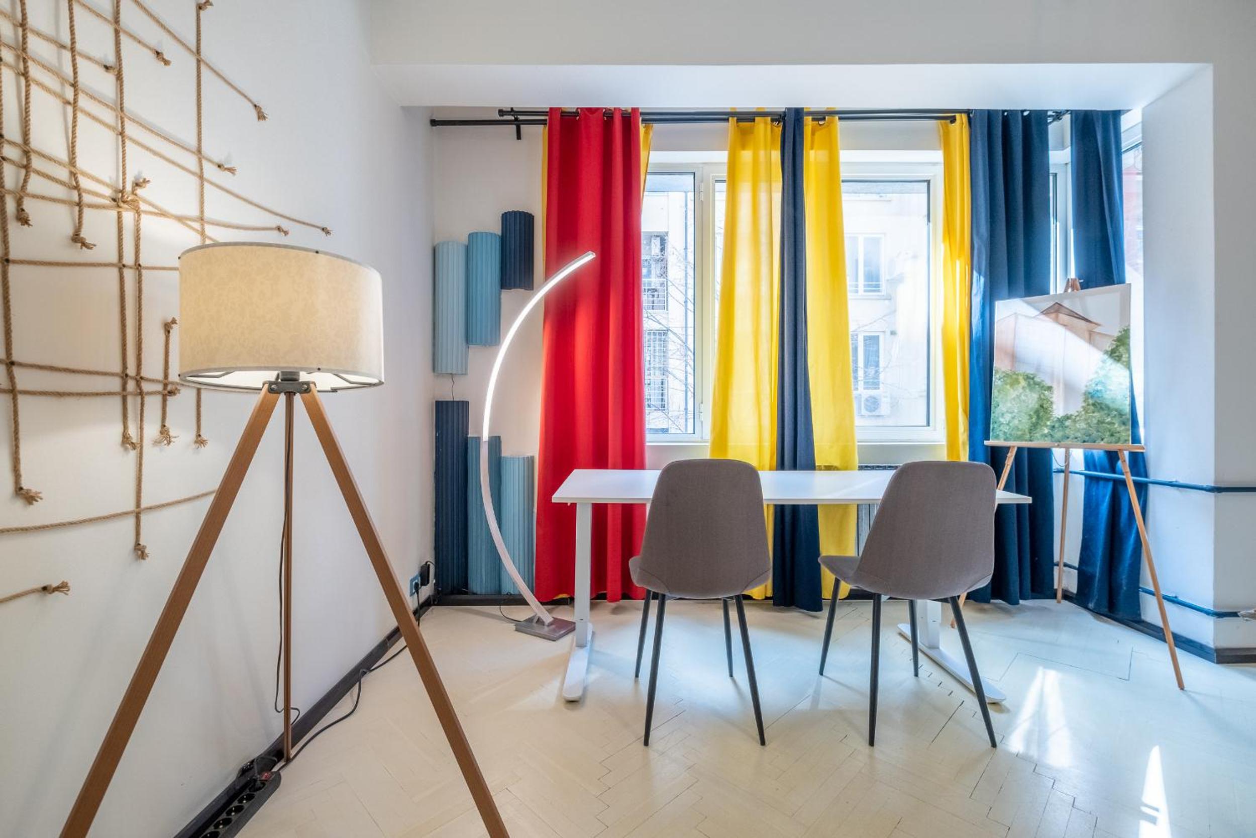 Modern , spacious 2BR apartment in top center