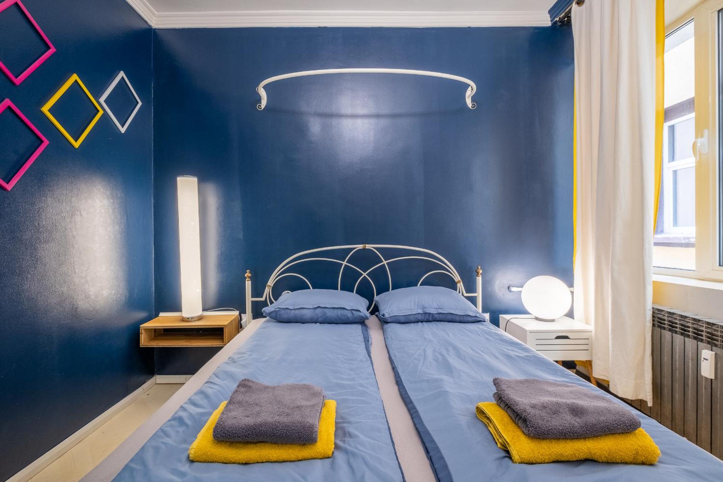 Modern , spacious 2BR apartment in top center