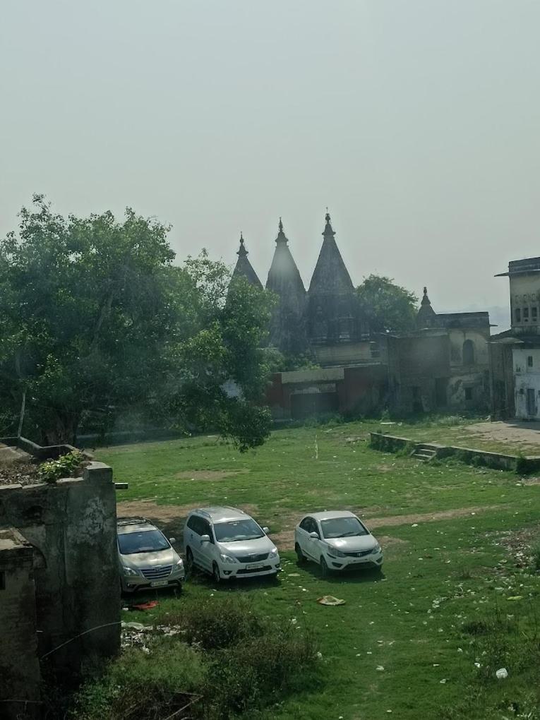 Shri TAILANG SWAMY PAYING GUEST HOUSE view 4