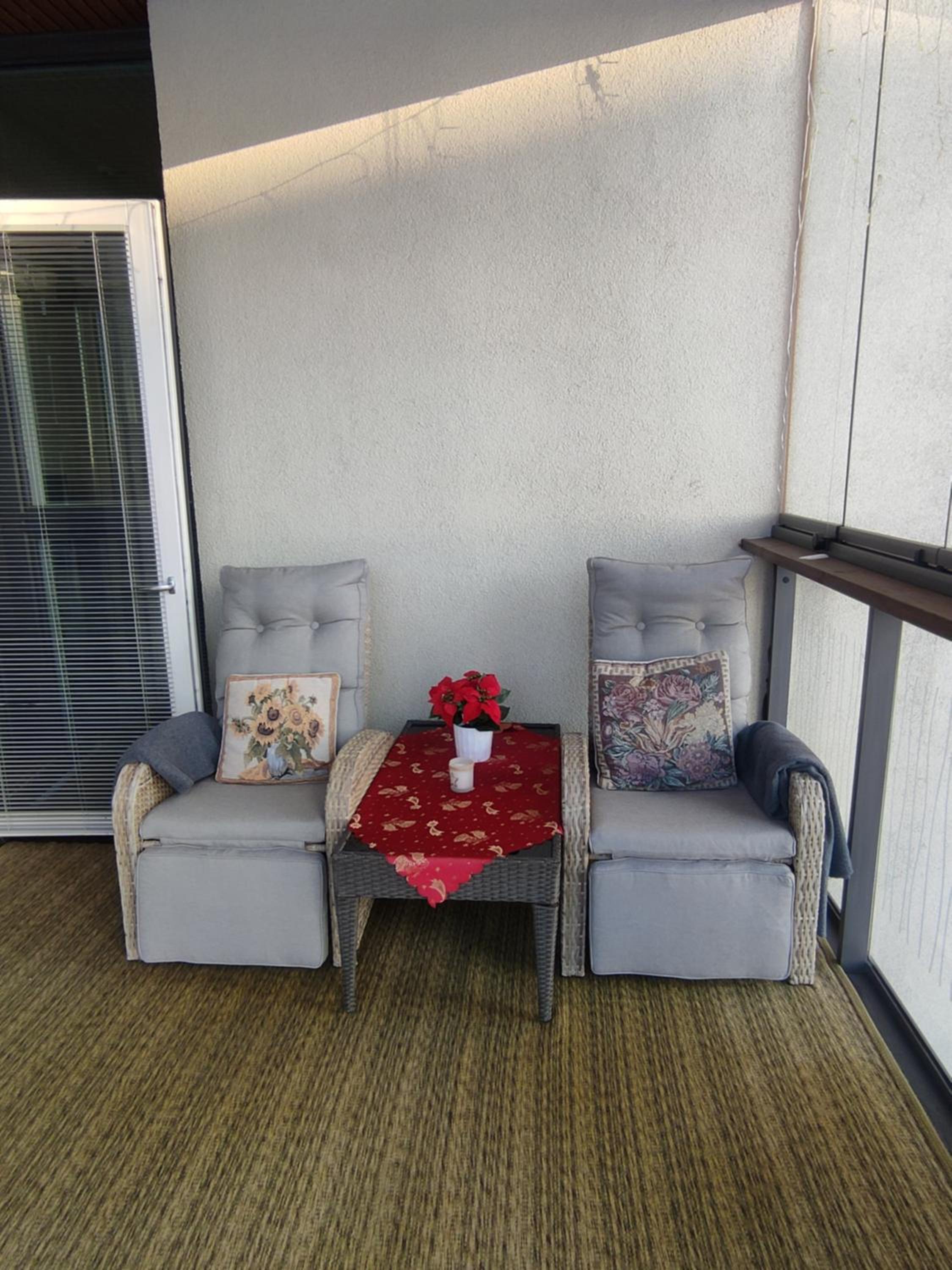 Hotel A luxurious aprtm with a sauna and terrace Netflix - Image 1