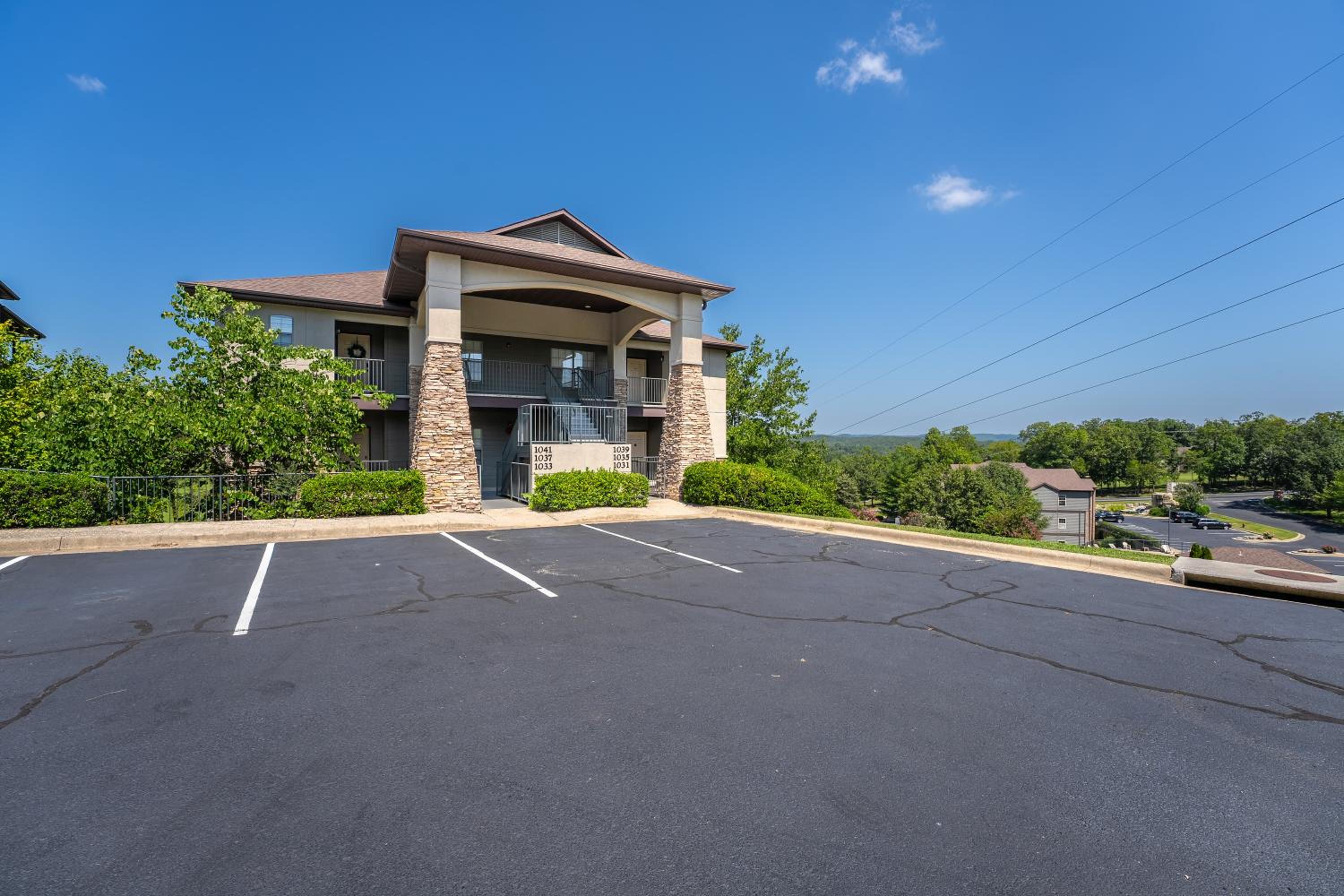 1031 Branson luxury retreat-Golf view-SilverDollar - Property Image 6