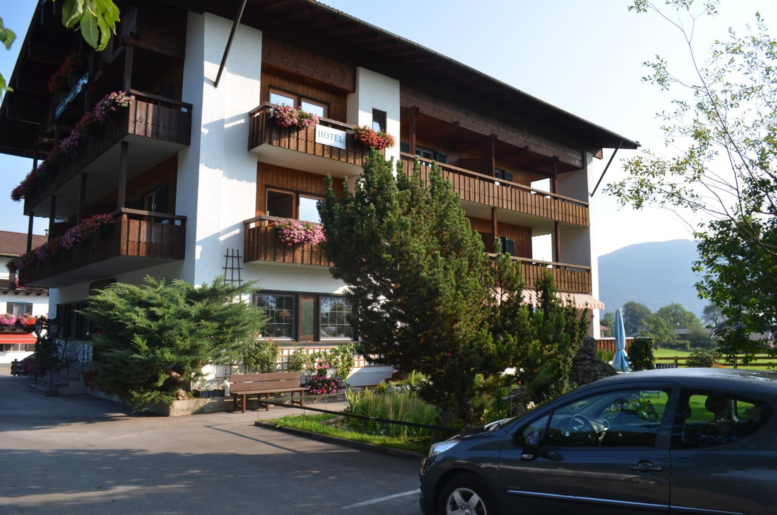 Hotel-Pension-Ostler