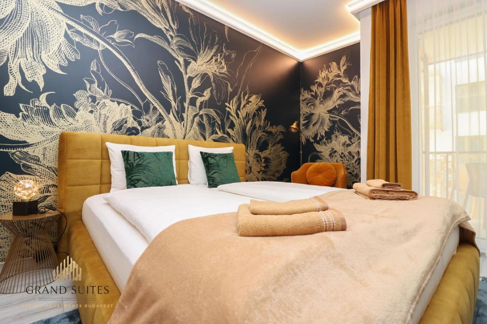 Grand Suites Central