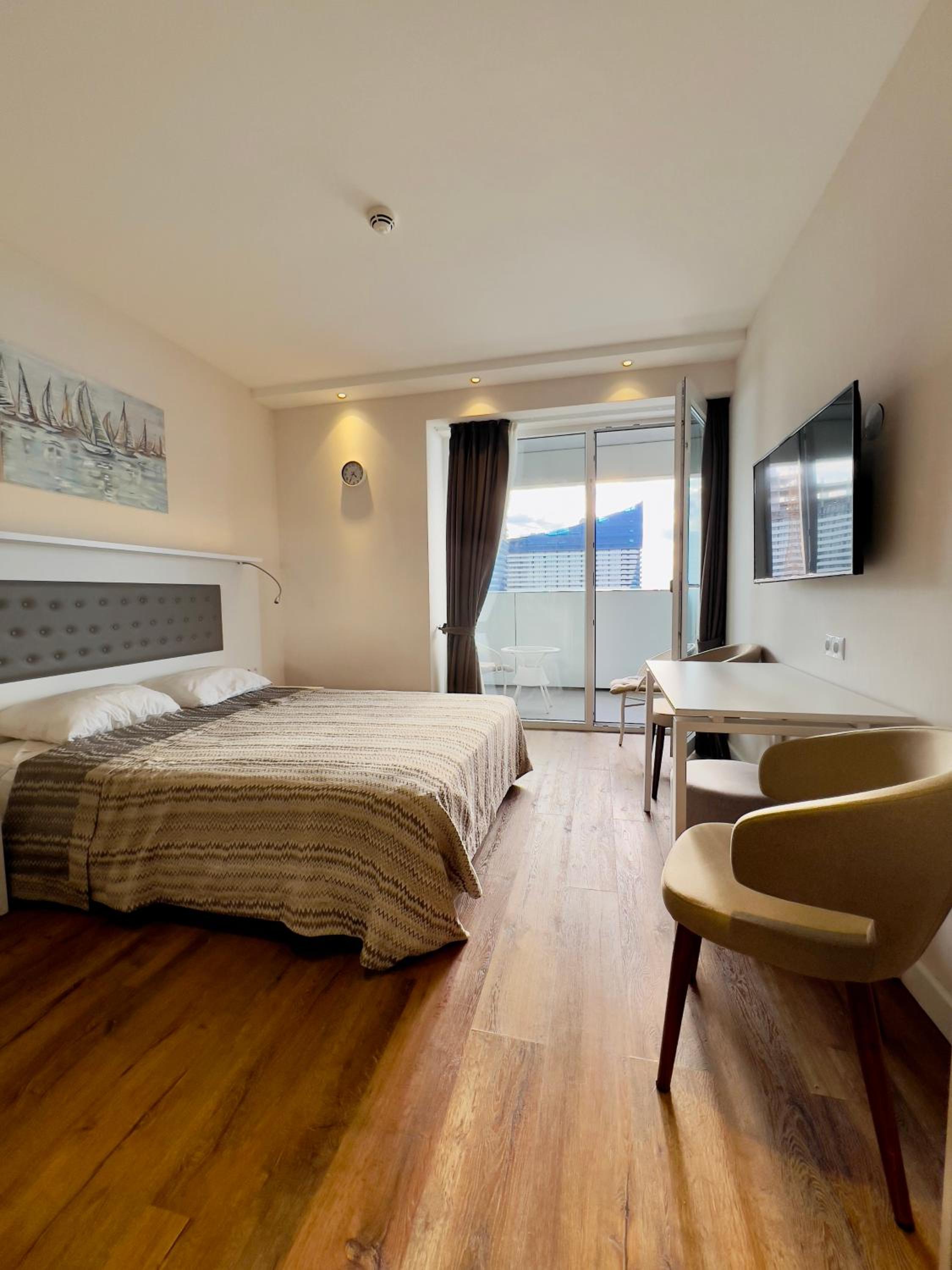 Apartment in Alliance palace on the Justice side view 5