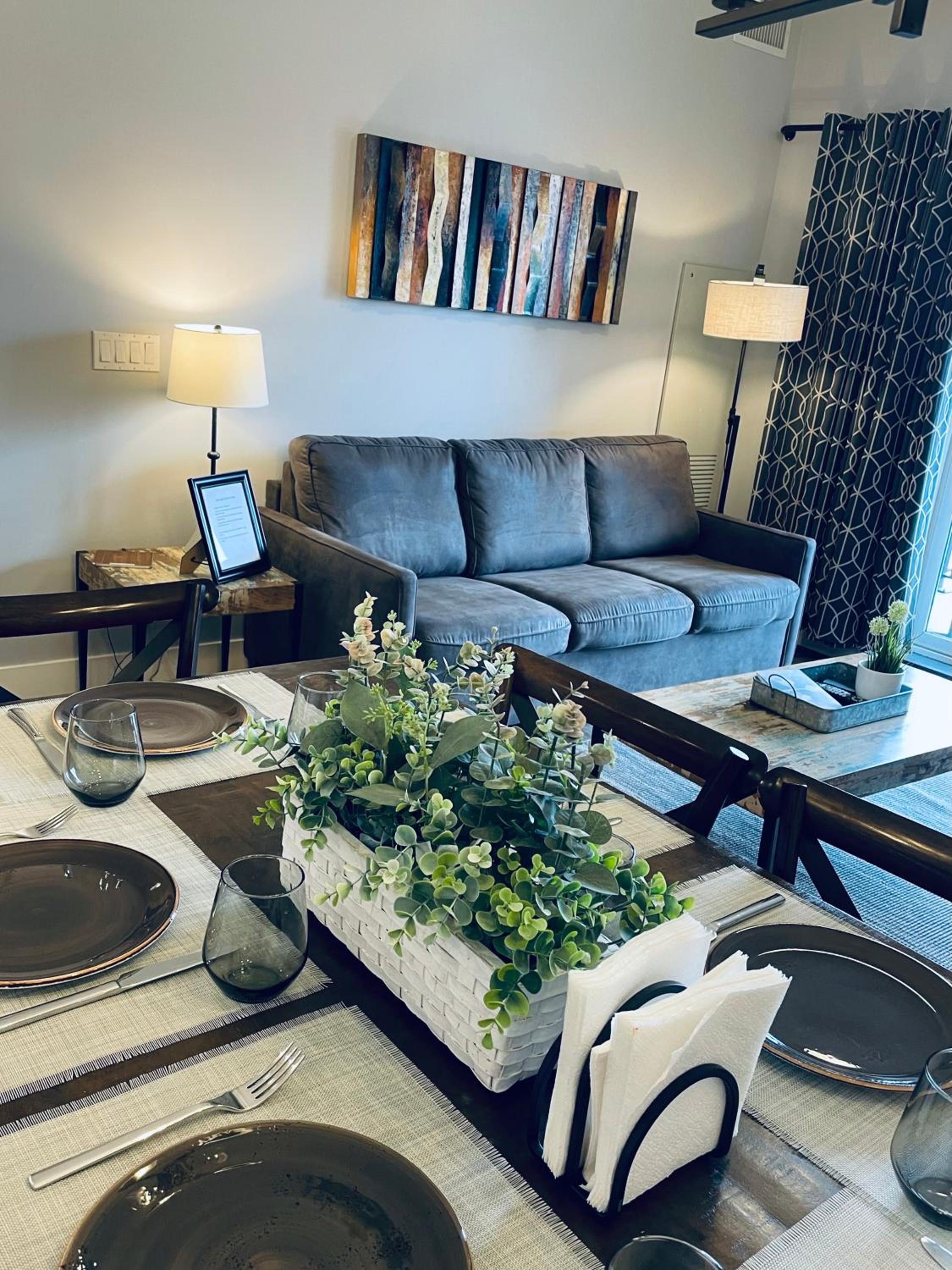 Family friendly 2BR/2BA condo - Views & Location!!